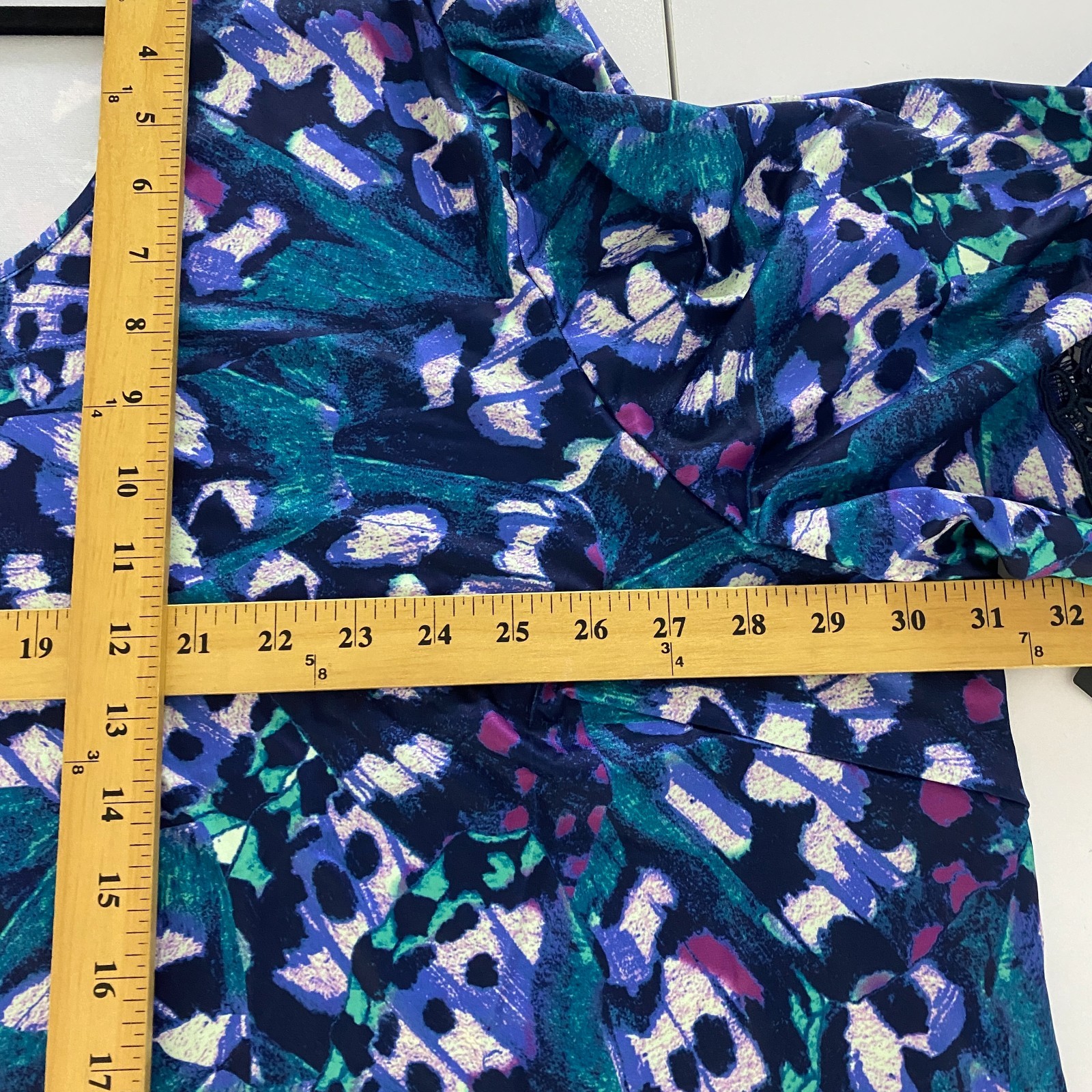 Catherines Dream Drape Bella Crochet Trim Top Size 4X Blue 3/4 Bell Sleeve