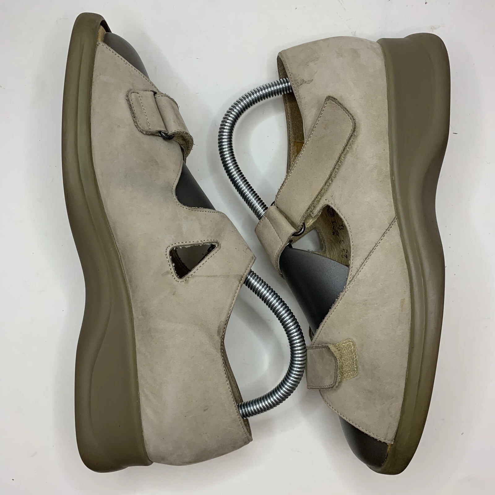 Fits by Theresia M. Nubuck Leather Wedge Sandals Genua Two Strap Size 8.5