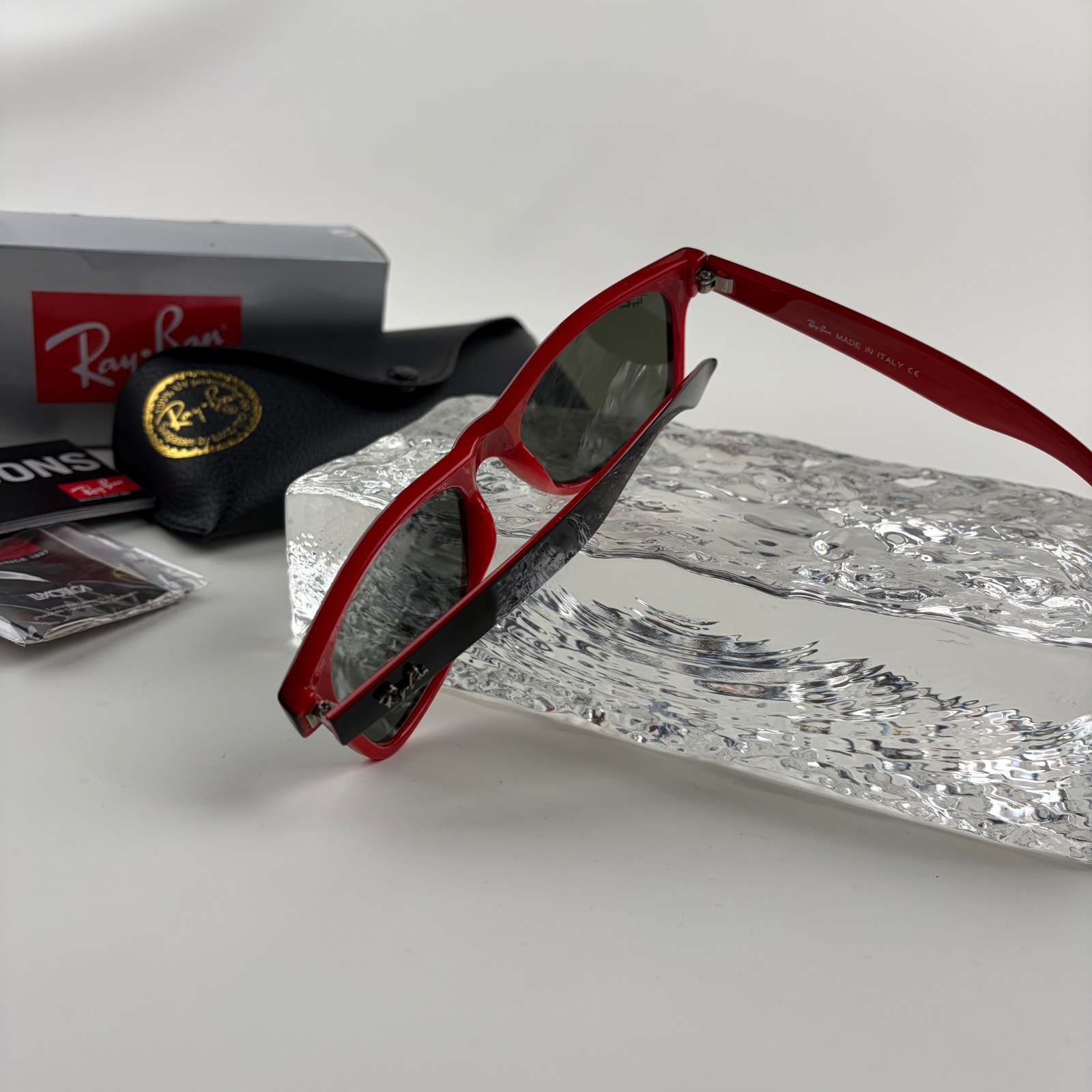 New In Box – Ray-Ban Wayfarer RB2140 Black Red Sunglasses Full Set