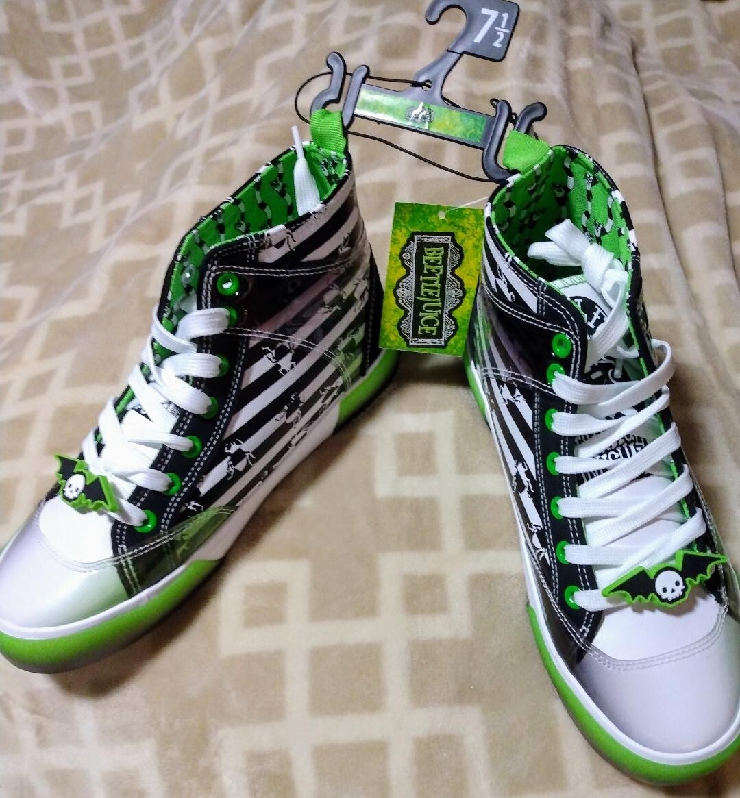 Women’s Beetlejuice Shoes – Ground Up Women’s Size 7 1/2 NEW It’s Show Time!