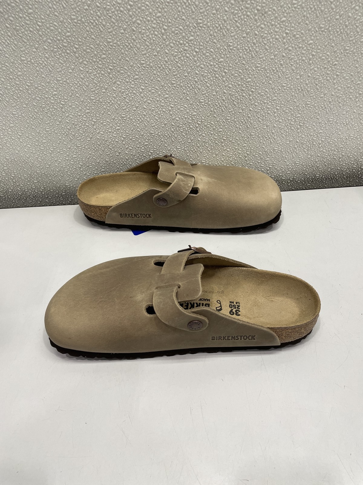 Birkenstock Boston Oiled Leather Clog Unisex W8, M6 In Tobacco Brown