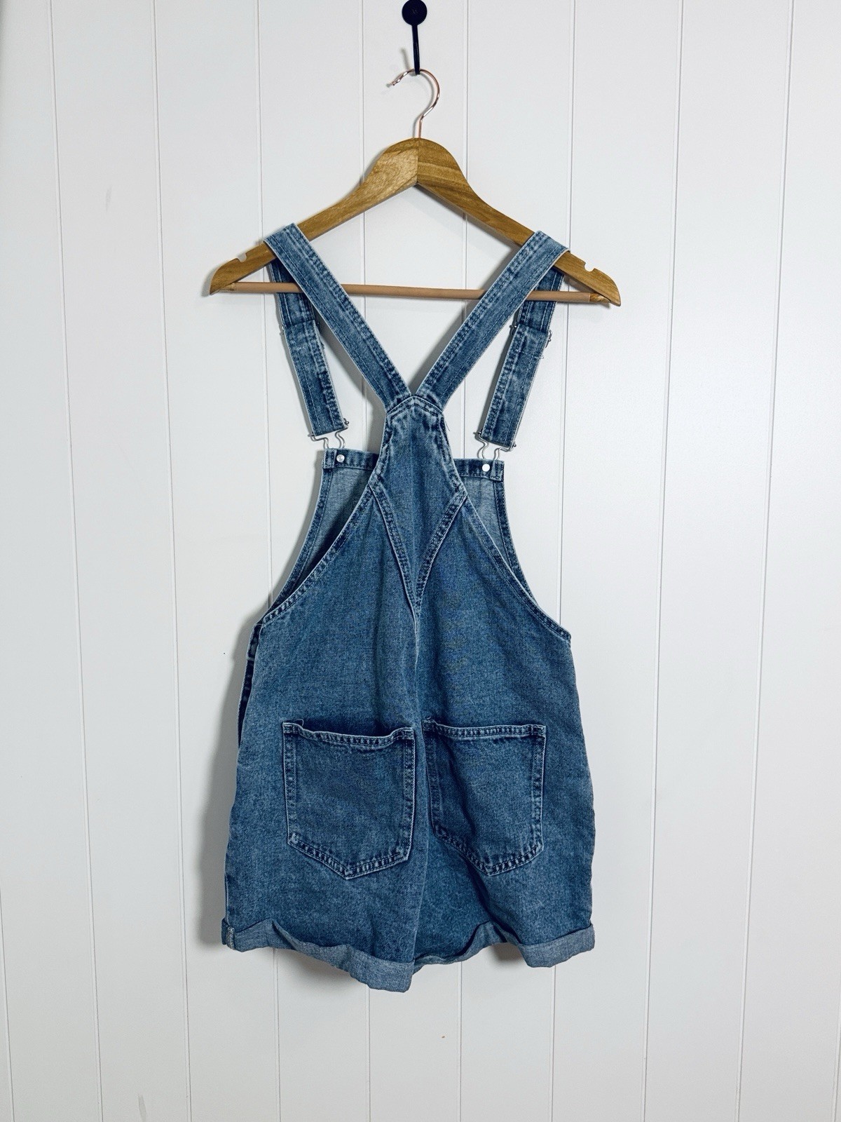 Women’s Blue Denim Overall Shortalls Romper Size M Regular Sleeveless Pockets