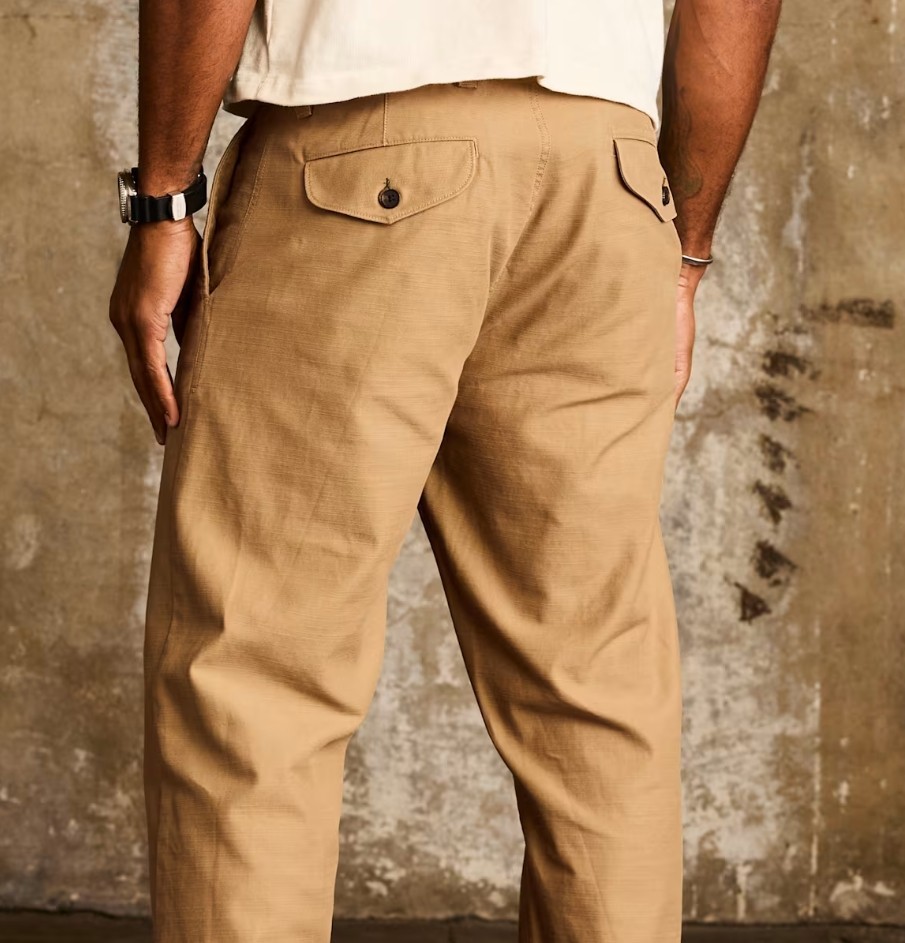 The Officer Chino-High-quality cotton provides a soft, purposeful texture .