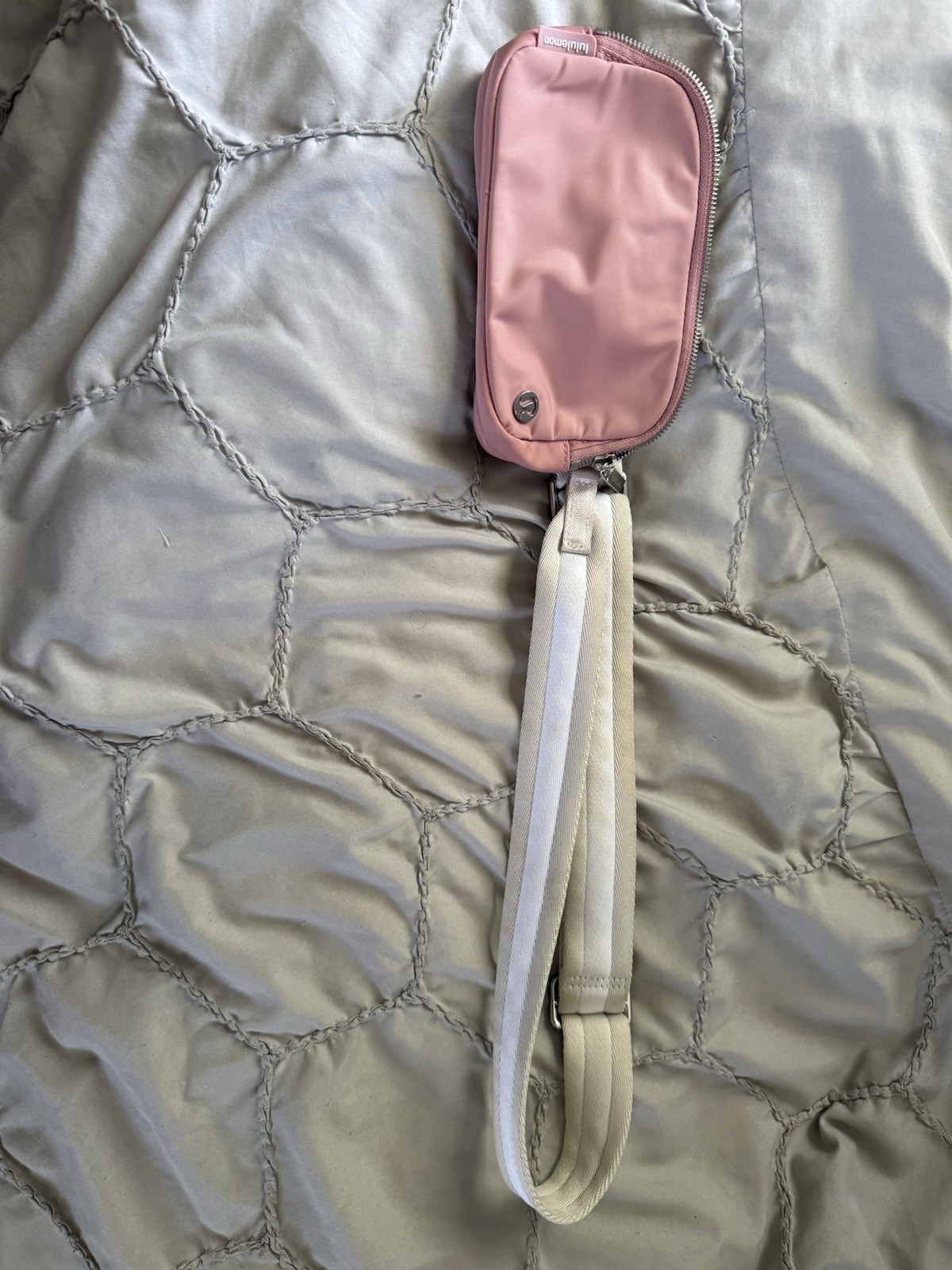 lululemon Pink Mini Crossbody Bag Zip Wristlet w/ Adjustable Detachable Strap