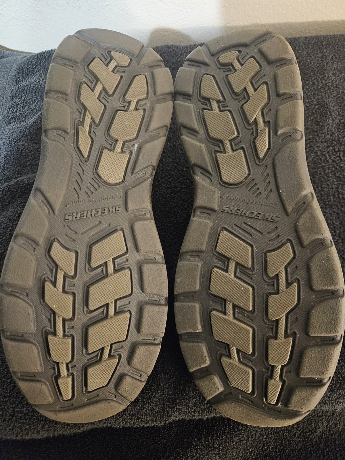 NIB MEN AIR COOLED ARCH FIT “SKECHERS SLIP-INS 205204 CHOCOLATE MENS 11 WIDE