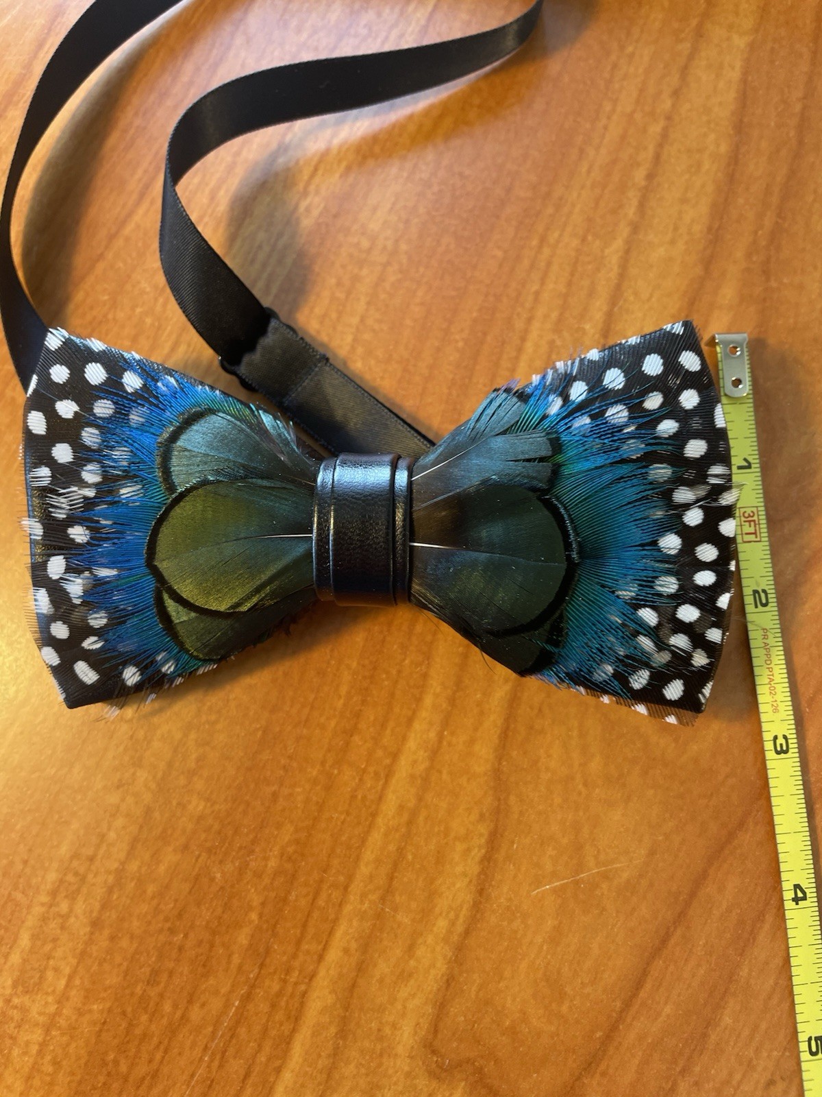Handcrafted Bow Tie made of unique Feather Pattern New in Box