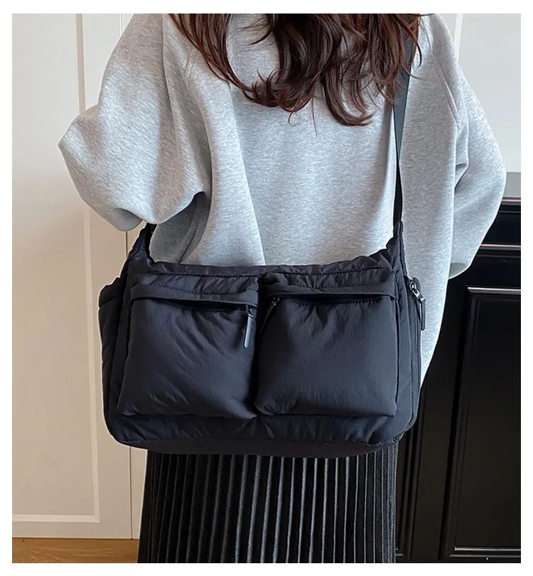 UNIQLO Casual Multi-pocket Messenger Bag Men Women Shoulder Bag Travel Sport Bag