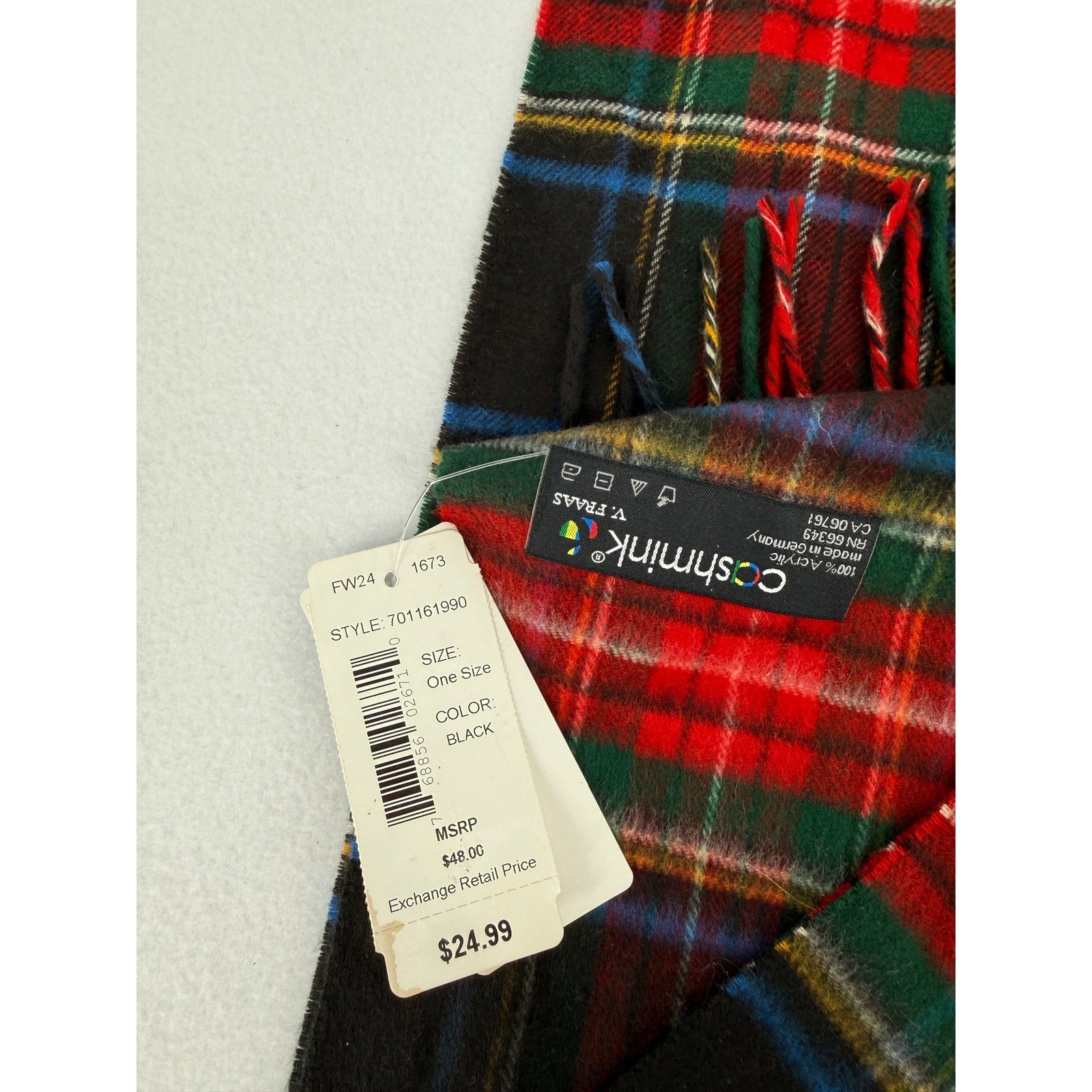 V. Fraas Scarf Unisex OS Black Plaid Cashmink Acrylic Fringe Made in Germany