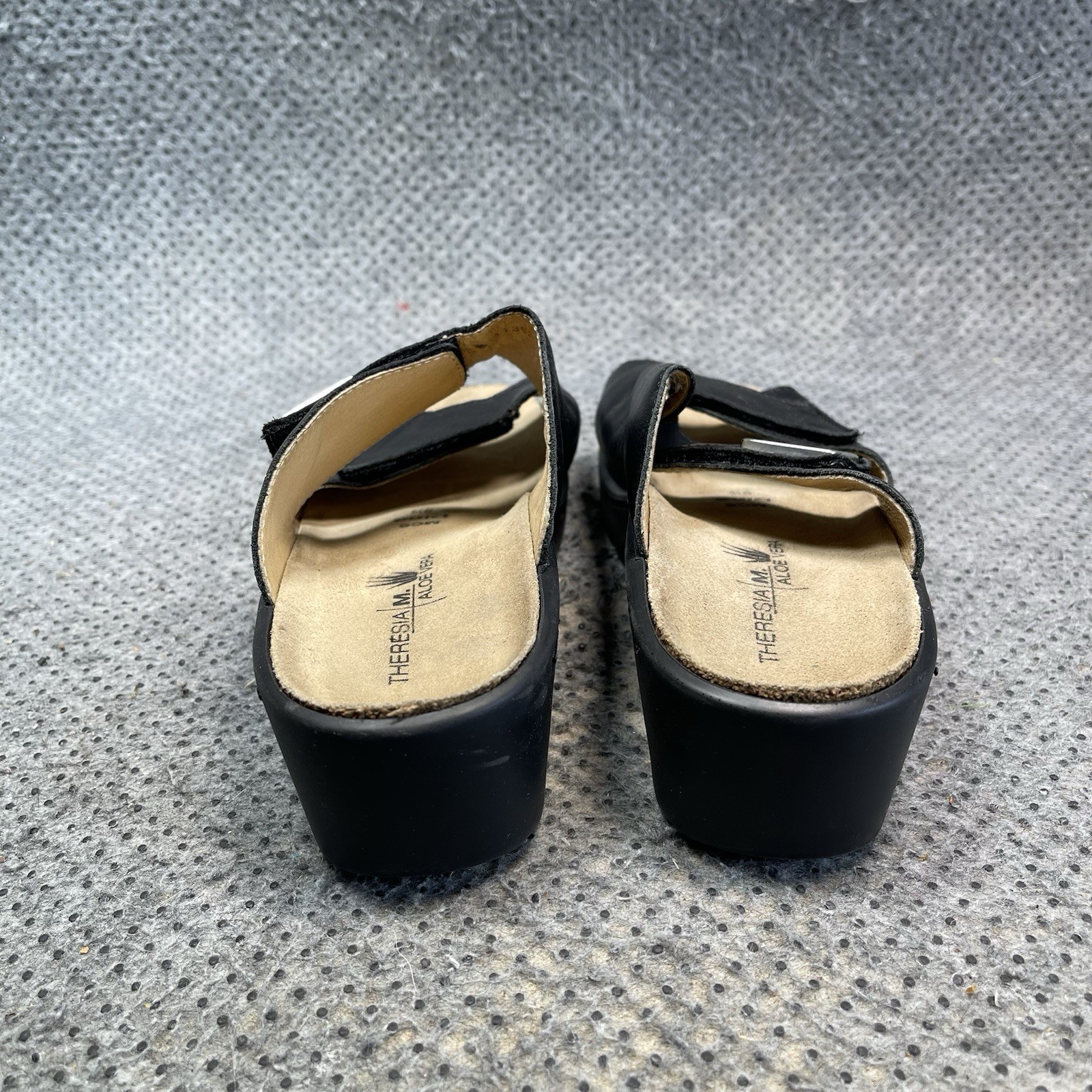 Theresia M Aloe Vera Black Leather Sandals Size 5.5 Women’s