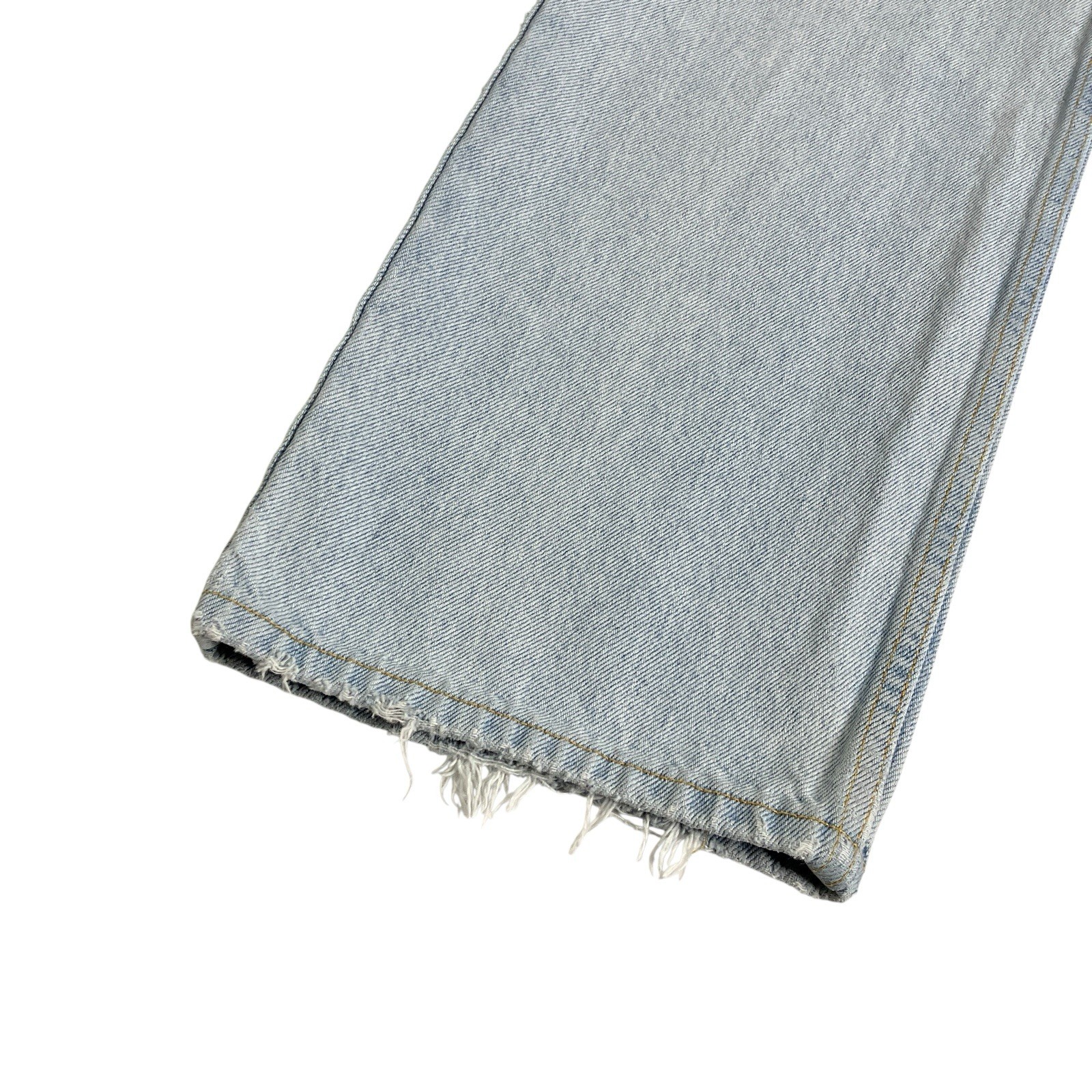 Y2K Levi’s Signature Jeans Mens 36×35 Light Wash Denim Frayed Hem Western Work