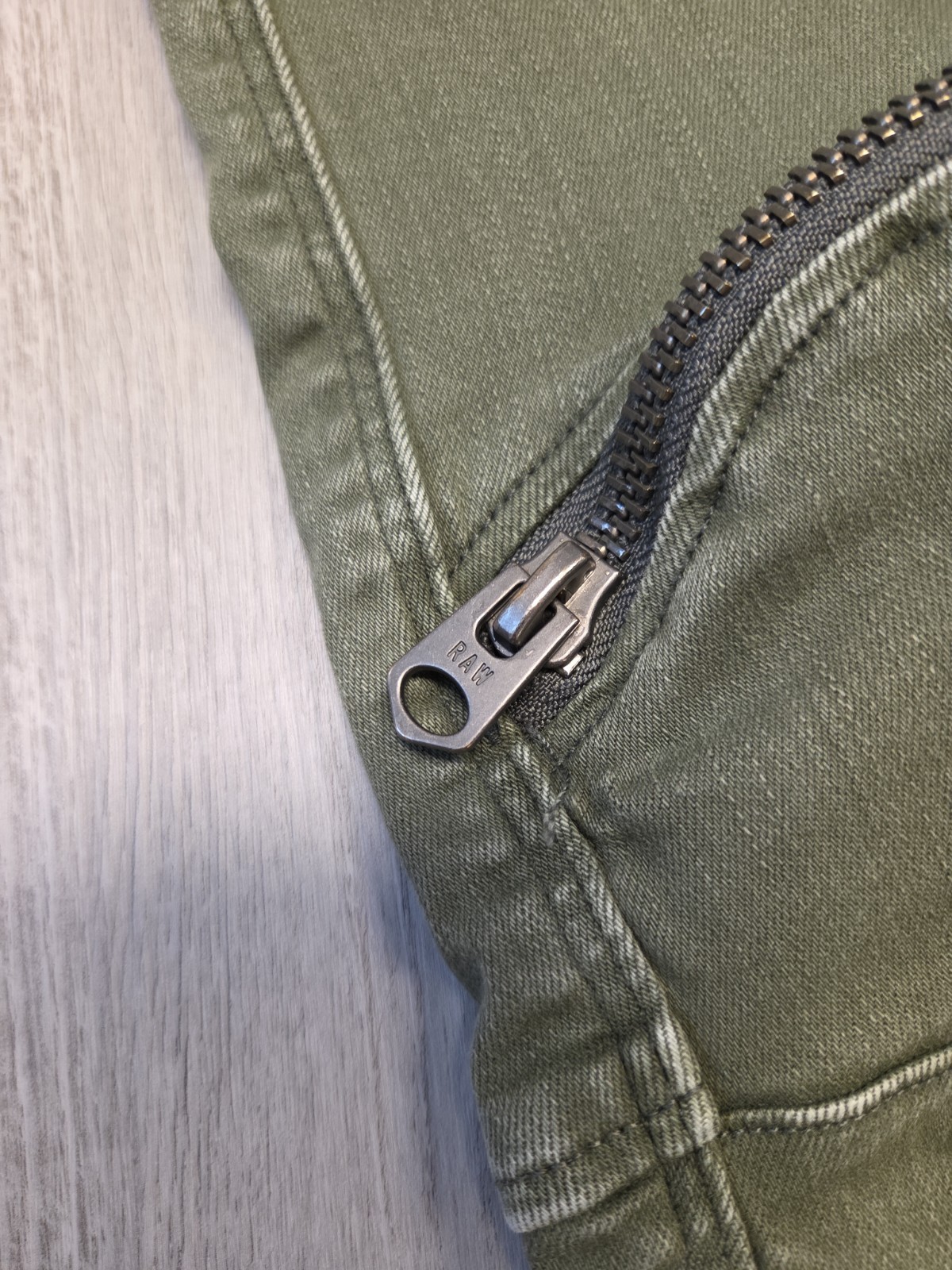 G-Staw Raw Skinny Jeans Size 30×30 Men’s Green Sage 5620 3D Zip Knee