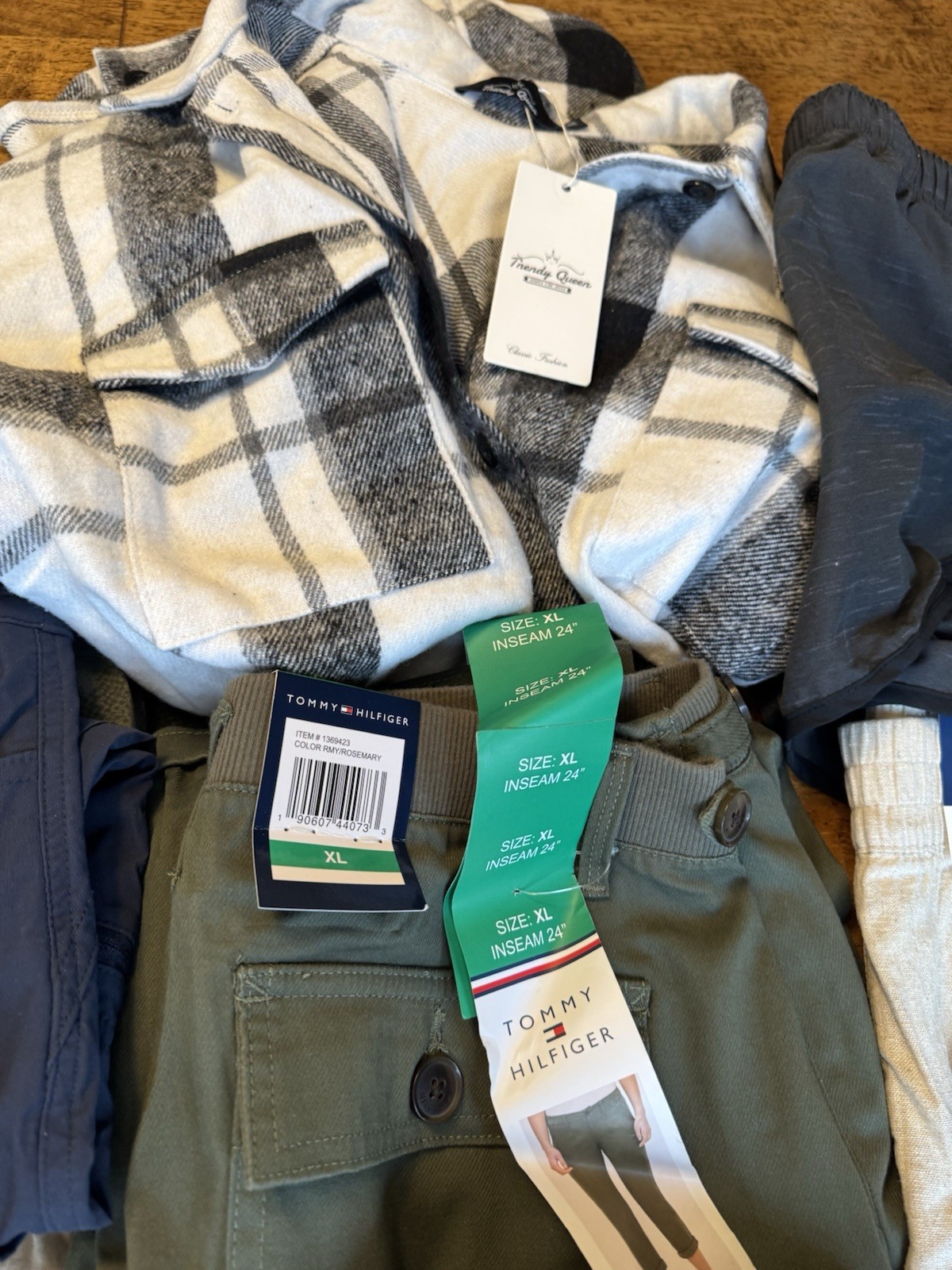 14pc Reseller Wholesale Lot of Women’s Clothing – Mixed SEE DESCRIPTION