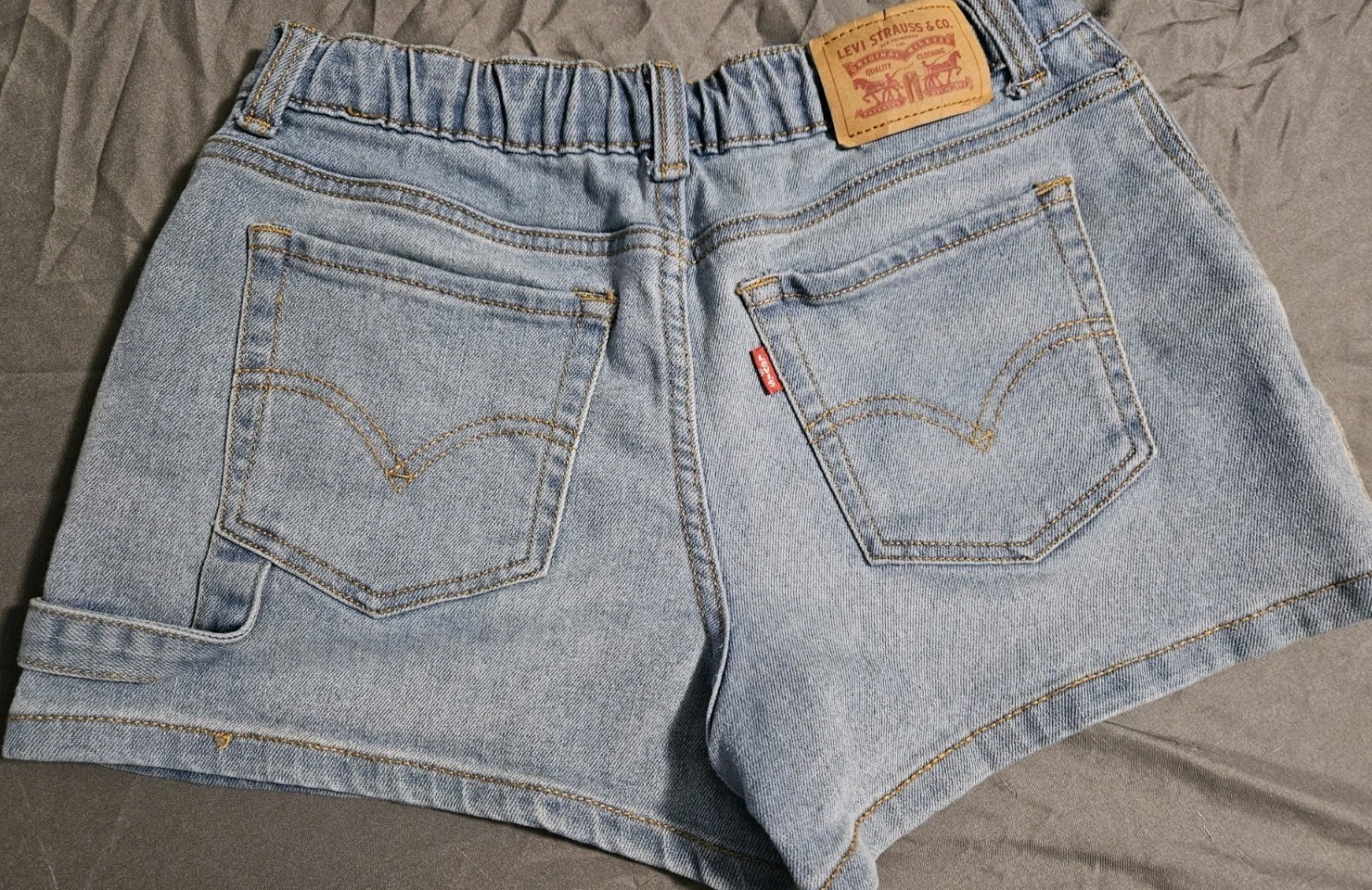 Levi’s Girls High Rise Denim Pull-On Shorts Light Wash Size XL 14/16 Nwot Summer