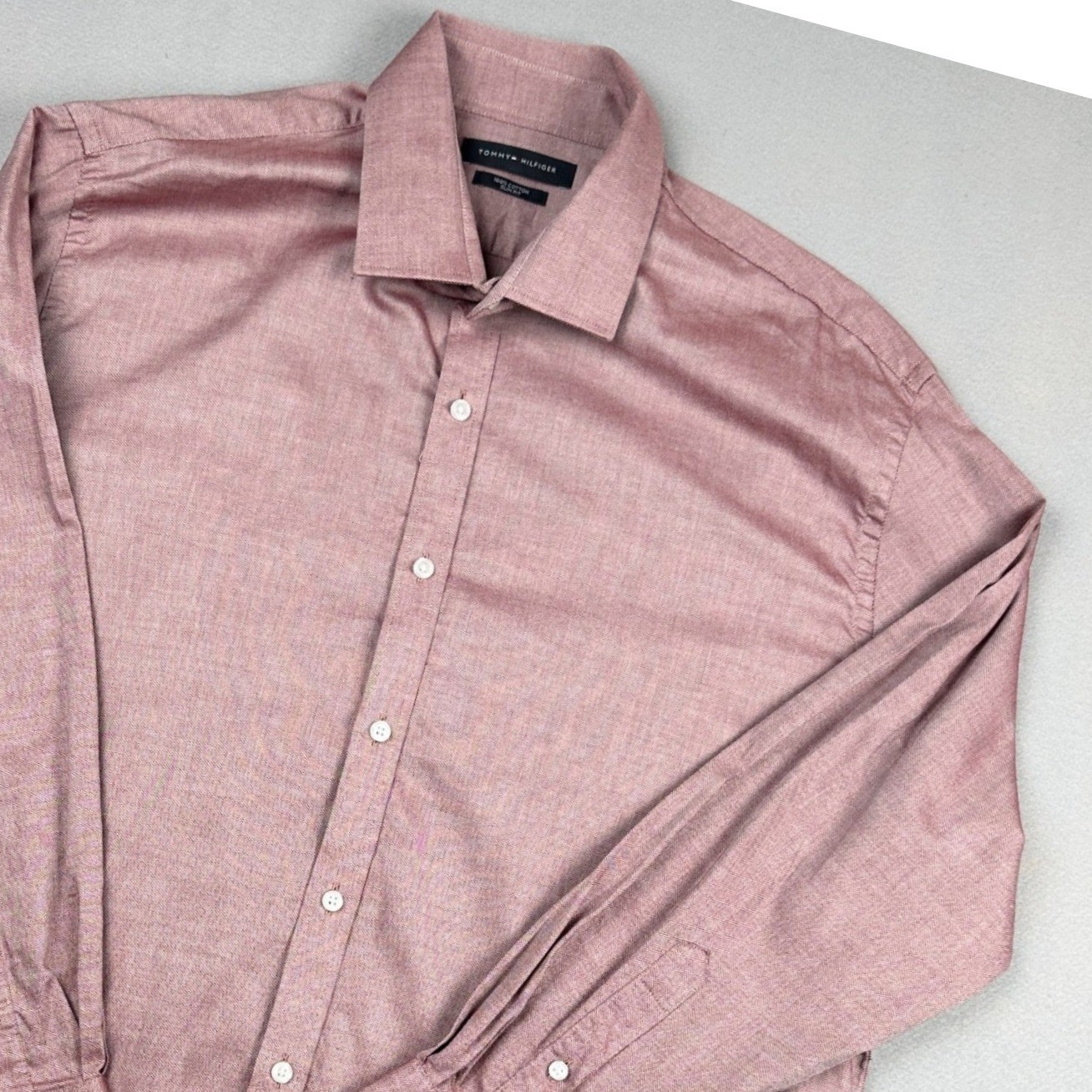 Tommy Hilfiger Dress Shirt Mens XL Slim Fit Cotton Long Sleeve Button Down