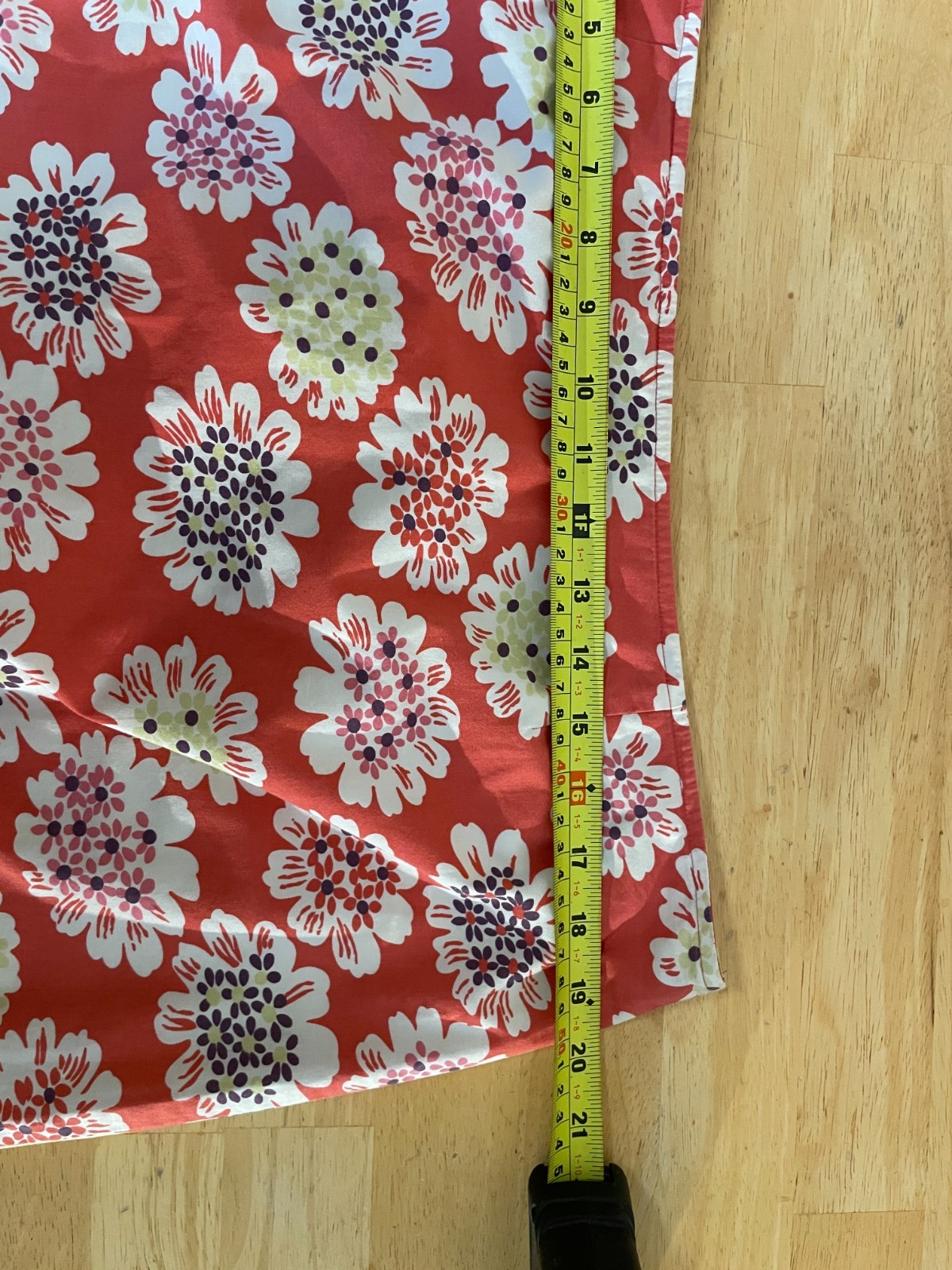 Boden 18 Floral Skirt 100 % Cotton Machine Washable Very Good Condition