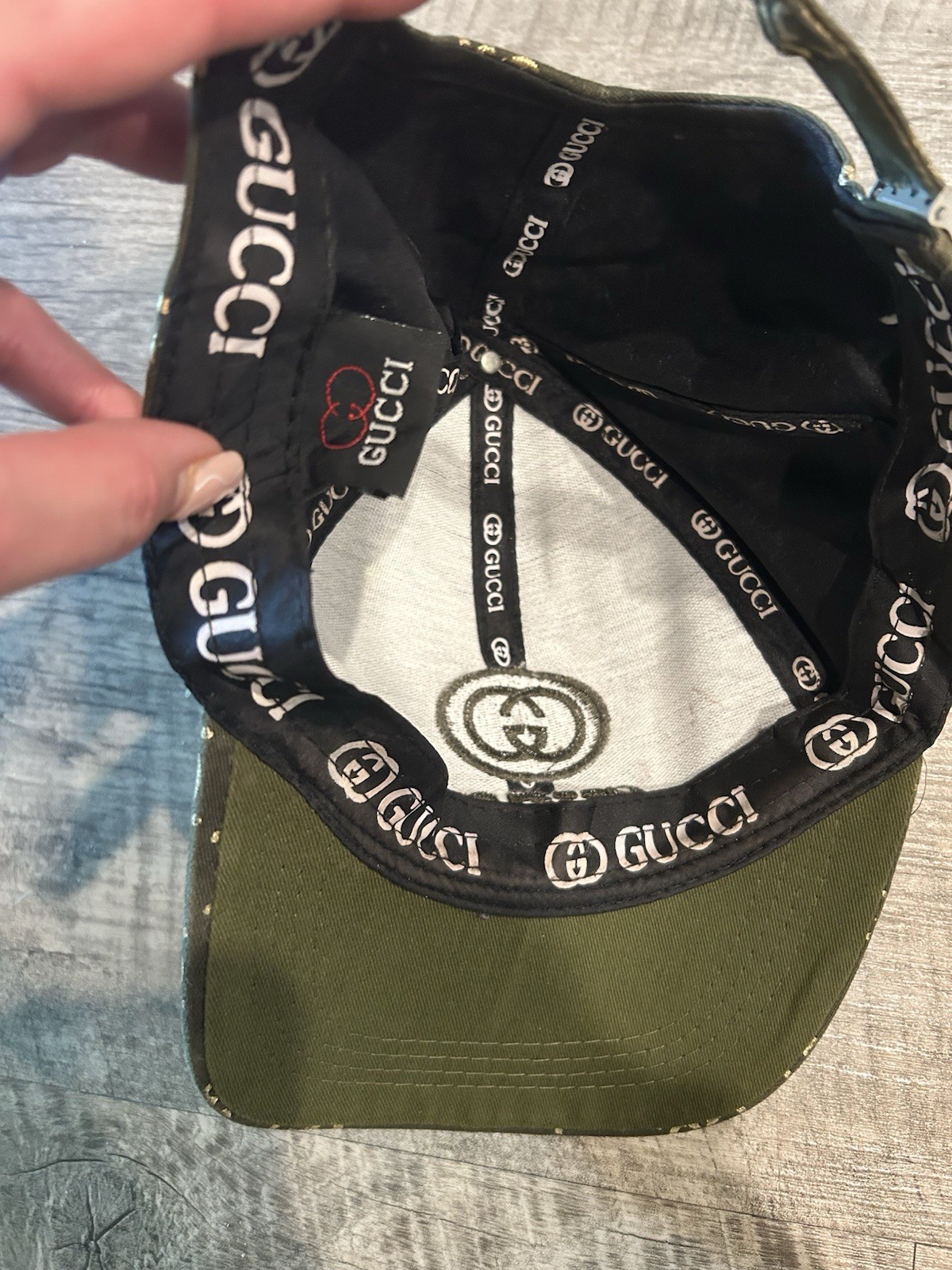 Gucci Men’s GG Logo Baseball Cap Hat One Size Green/Black Gold Adjustable