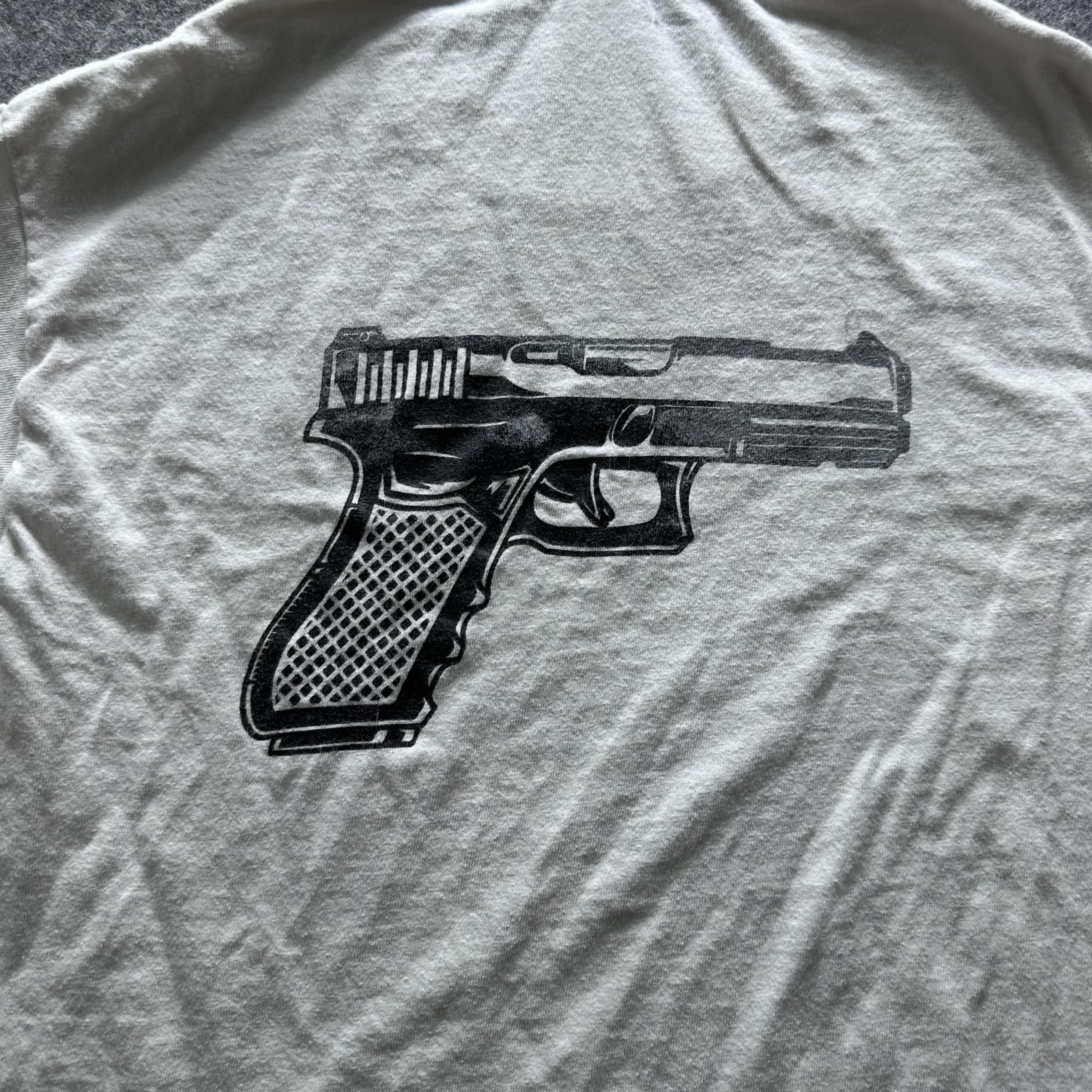 Gildan Shirt Mens Small Beige Photo Man Money Graphic Tee Gun Back Double Sided