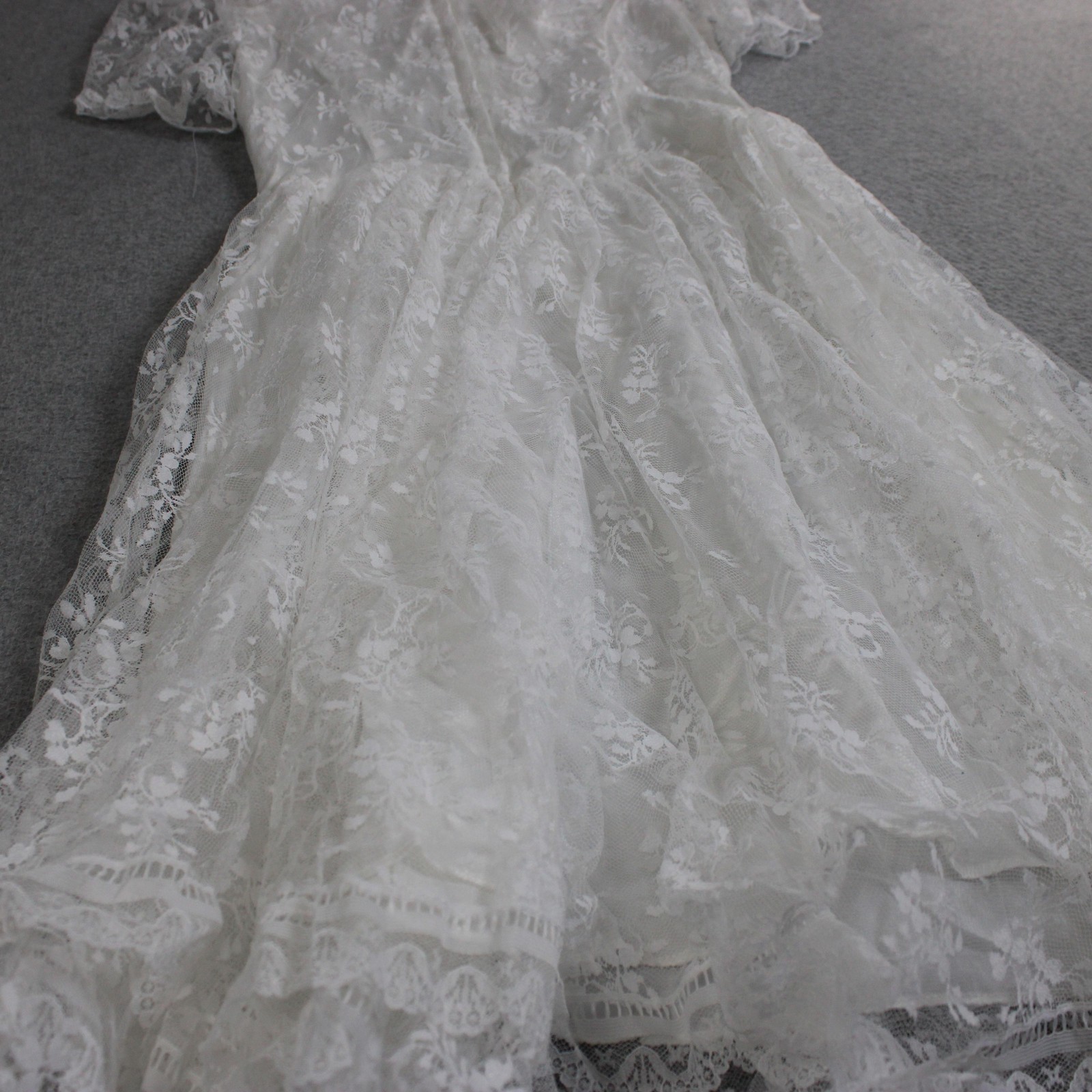 Jessica McClintock Dress Pre-Teen 8 White Lace Fit Flare Puff Sleeve Victorian