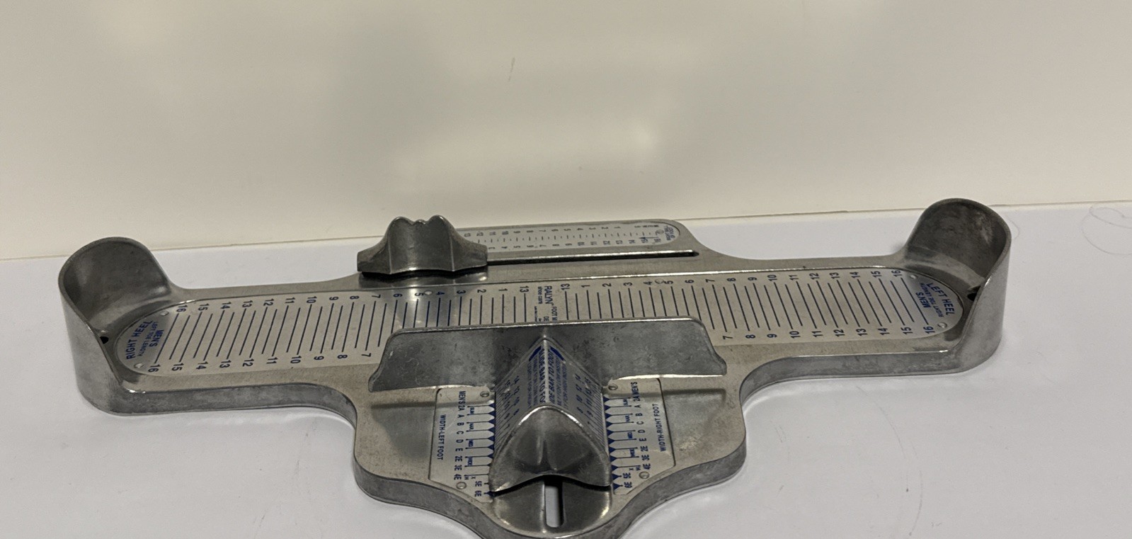 Vintage Ralyn Foot Measuring Device /Read