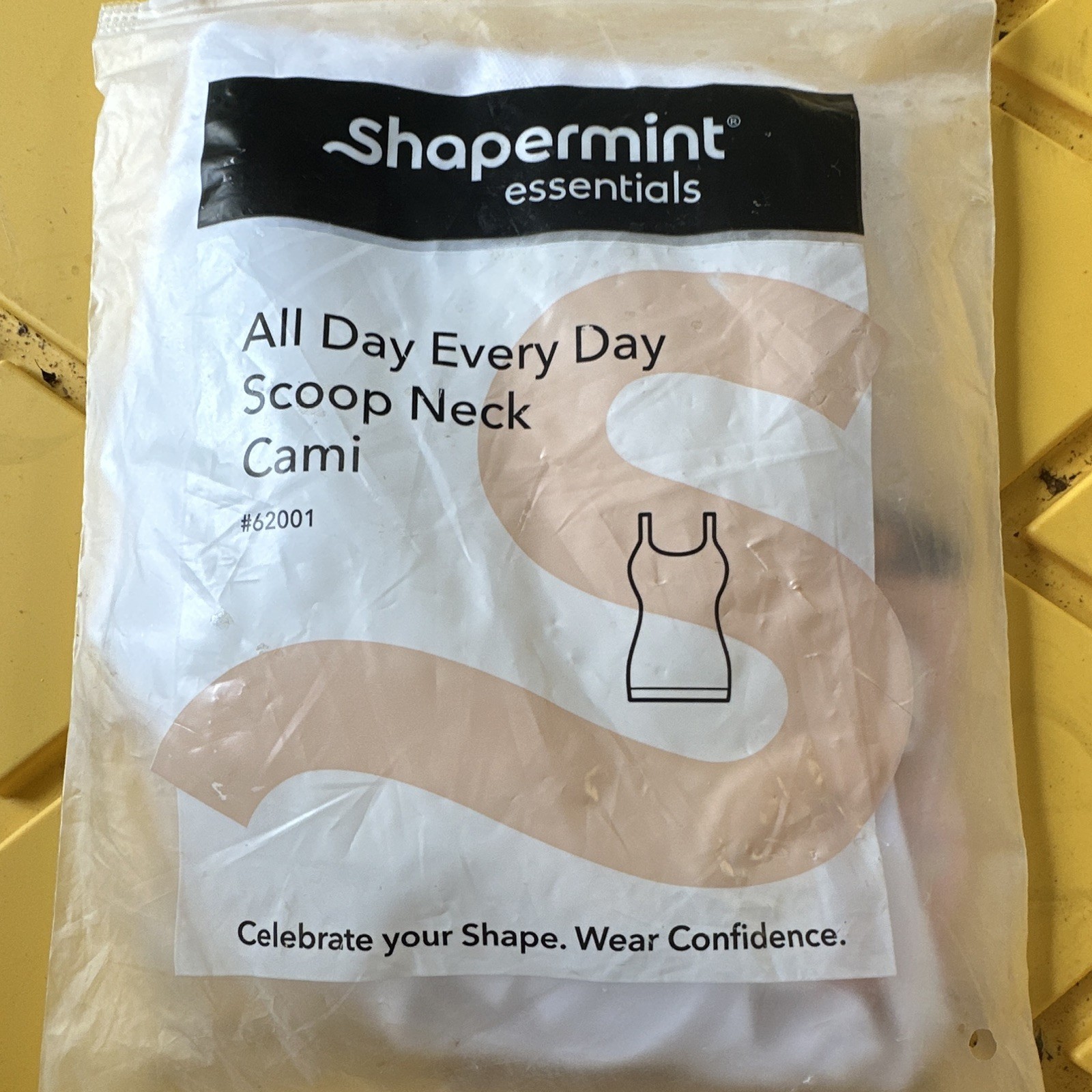Shapermint Essentials Scoop Neck Cami Shapewear L White 360° Smoothing 62001