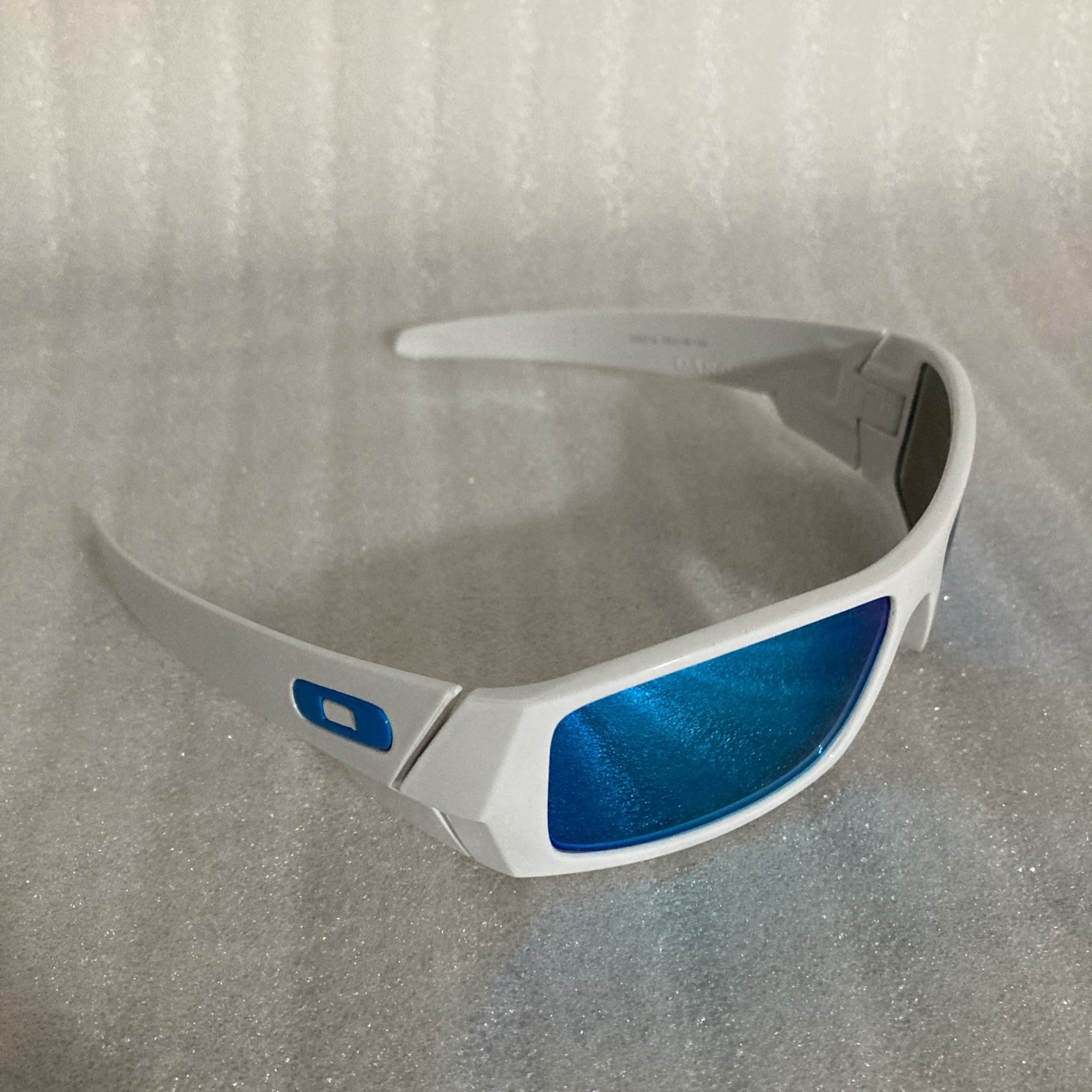 Oakley Gascan Sunglasses Blue Lenses New