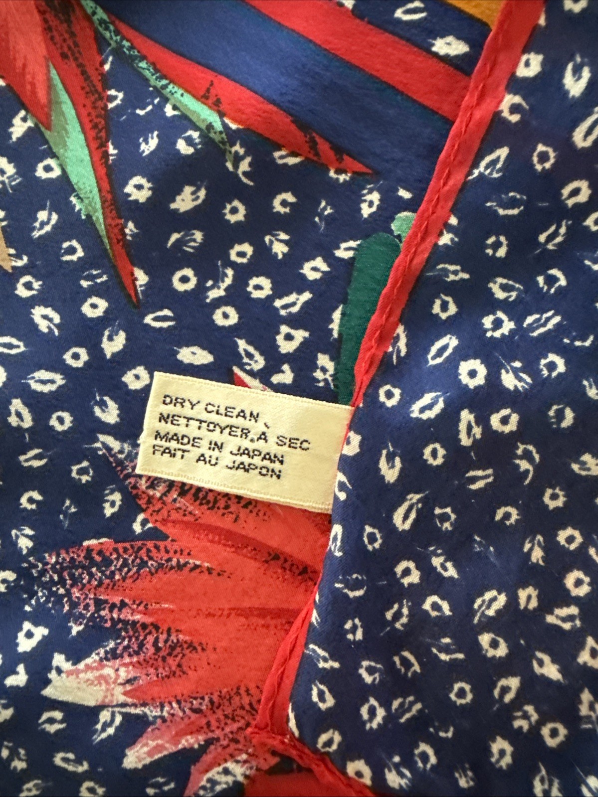 Vera 100% Silk Scarf 29”x29”