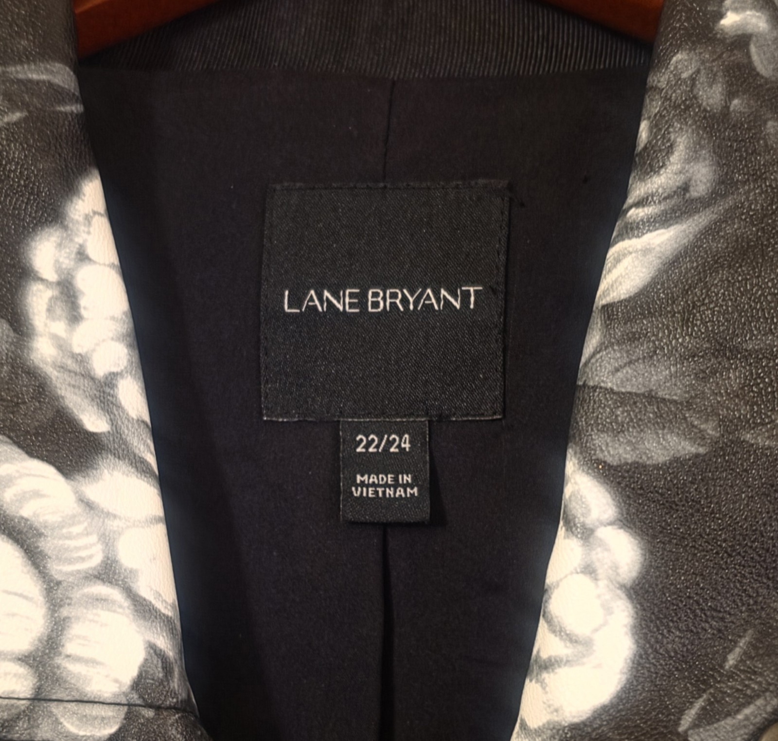 Lane Bryant Faux Leather Floral Moto Jacket in Black Size 22/24 Black White