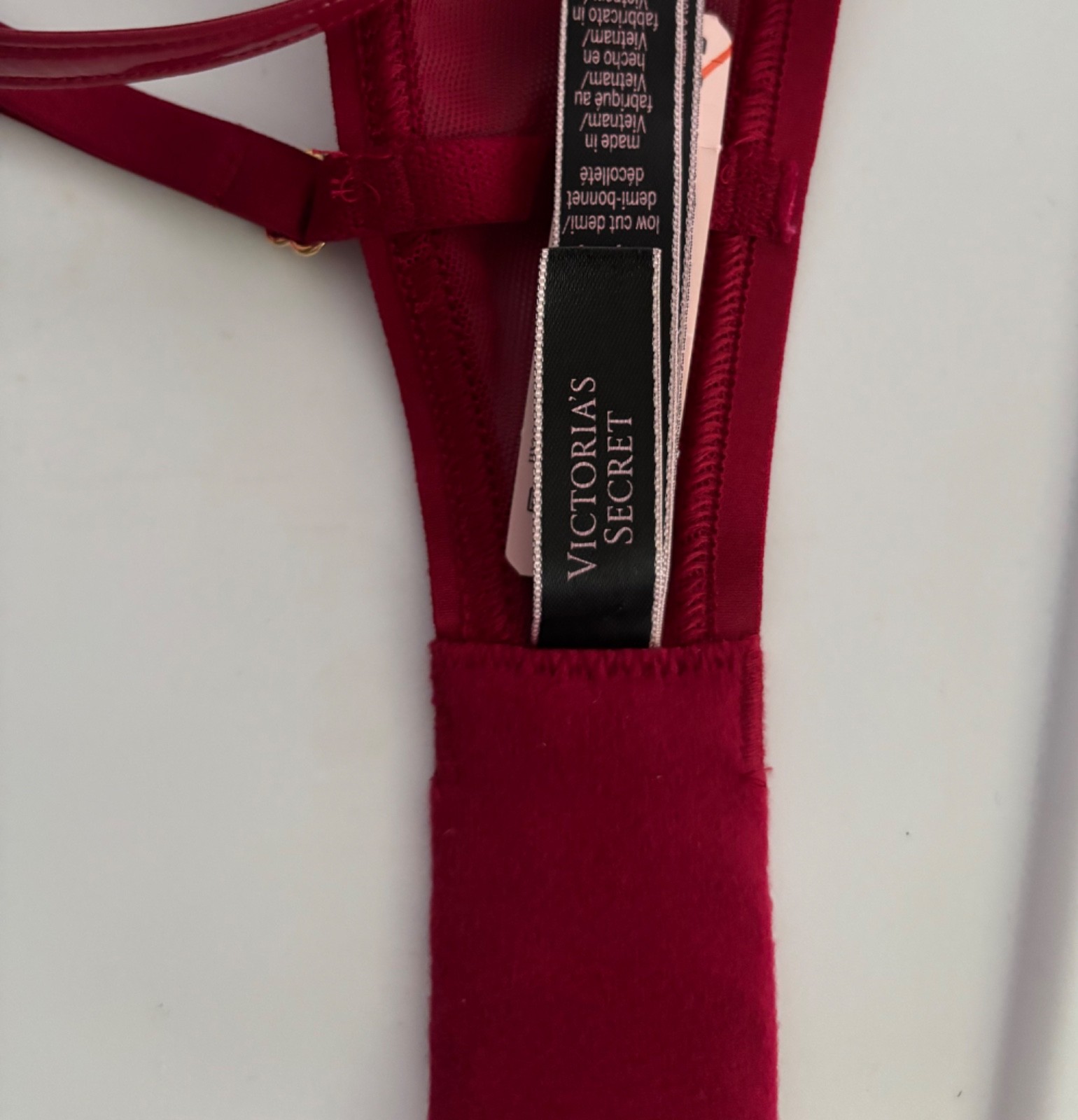 Victoria’s Secret Bra Very Sexy Low Cut Demi Midnight Affair Unlined Underwire