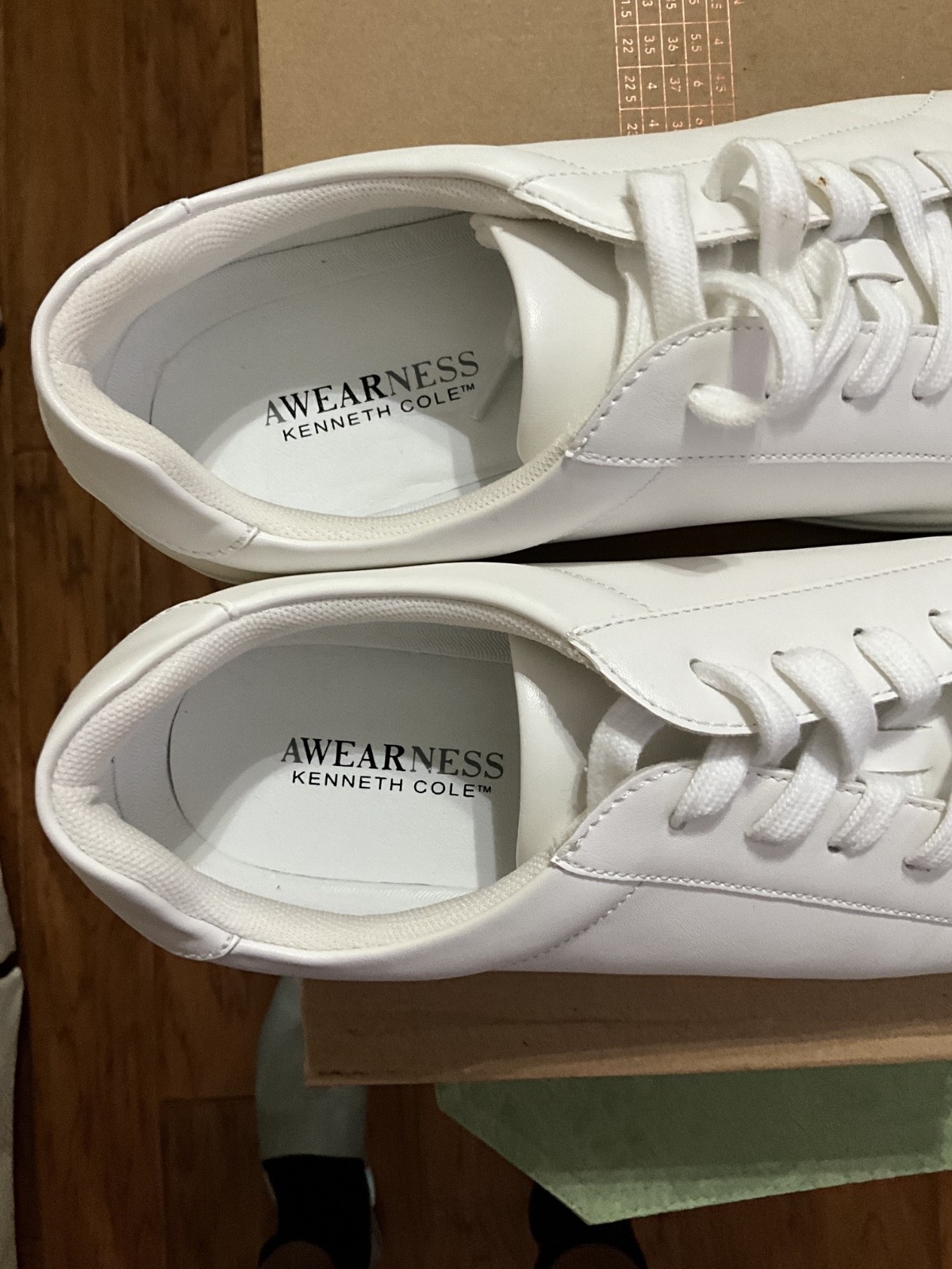 Kenneth Cole Awearness Mens Size 11.5 Sneakers Shoes White Leather