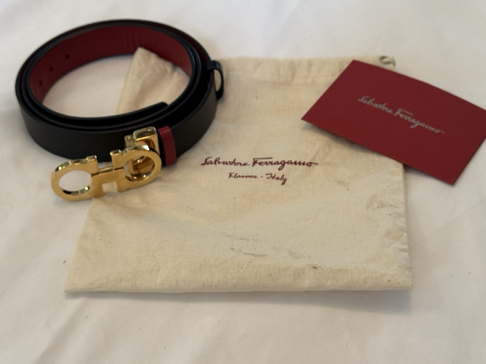 Salvatore Ferragamo Womens Gancini Belt Black/Red Leather Gold Buckle DustBag