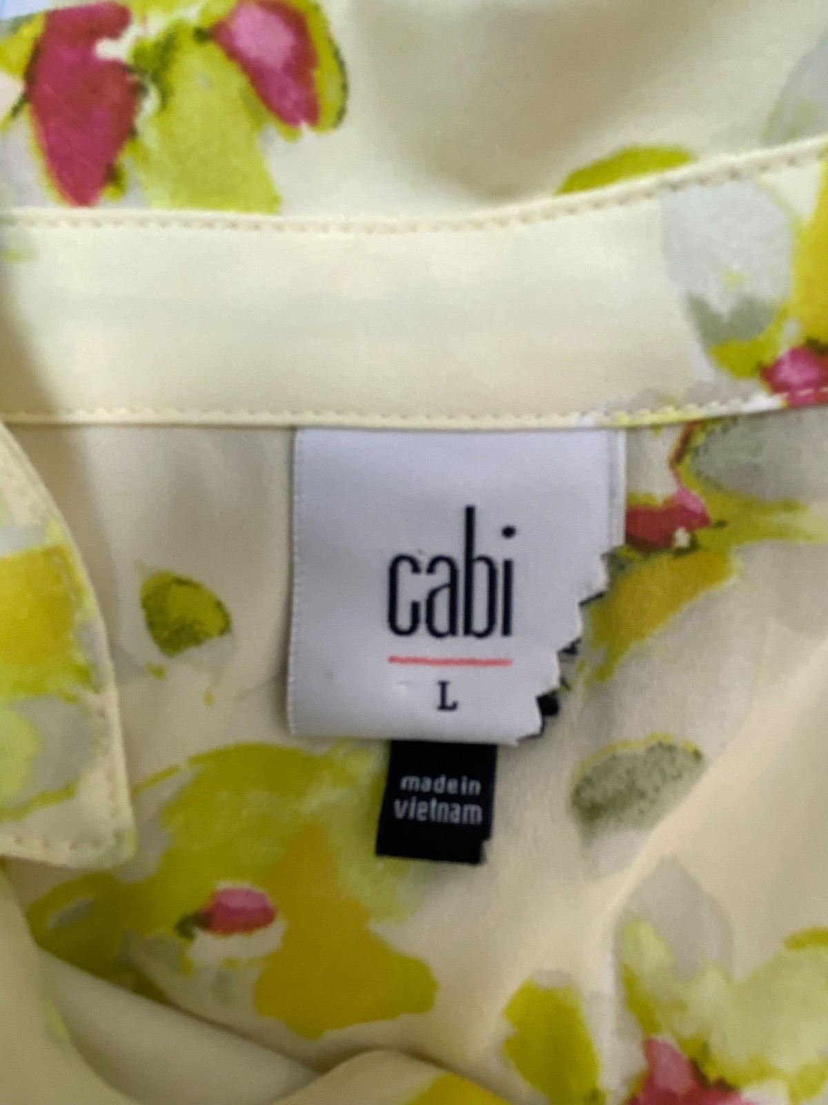 CAbi Go To Blouse Spring Yellow Floral Style #6294 Sz L Classic Coastal Corpgore