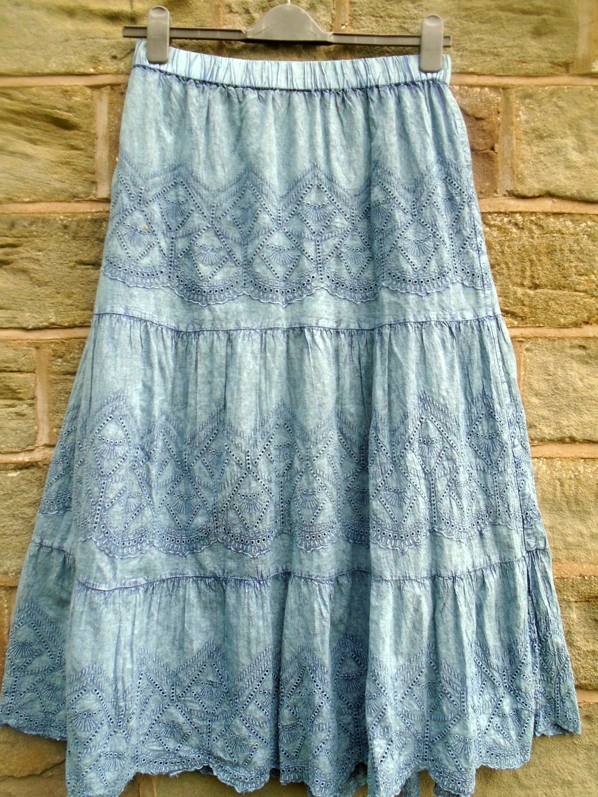 Pretty Broderie Anglaise Cotton Tiered Summer Skirt Size 18/20 Roman