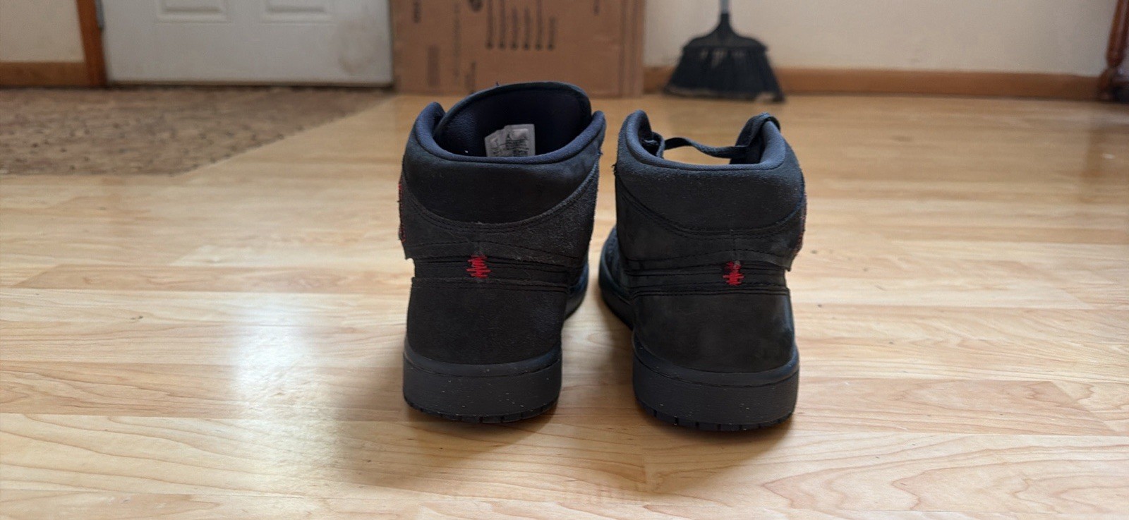 Jordan Air Jordan 1 Men’s Black High Top Lace-Up Basketball Sneakers
