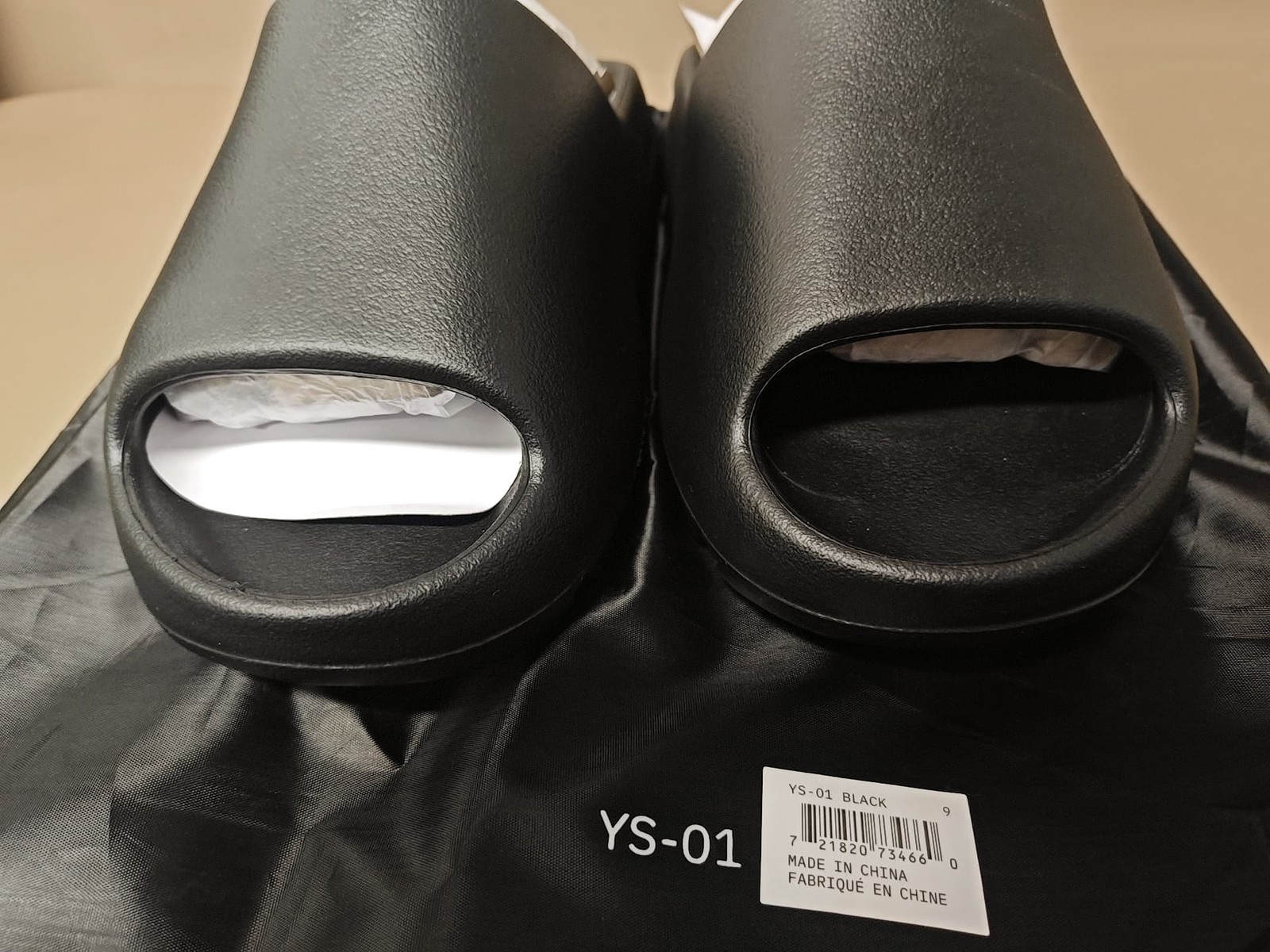 Yeezy Slide YZY YS-01 Black AUTHENTIC NEW 100% Authentic Sizes 6-12