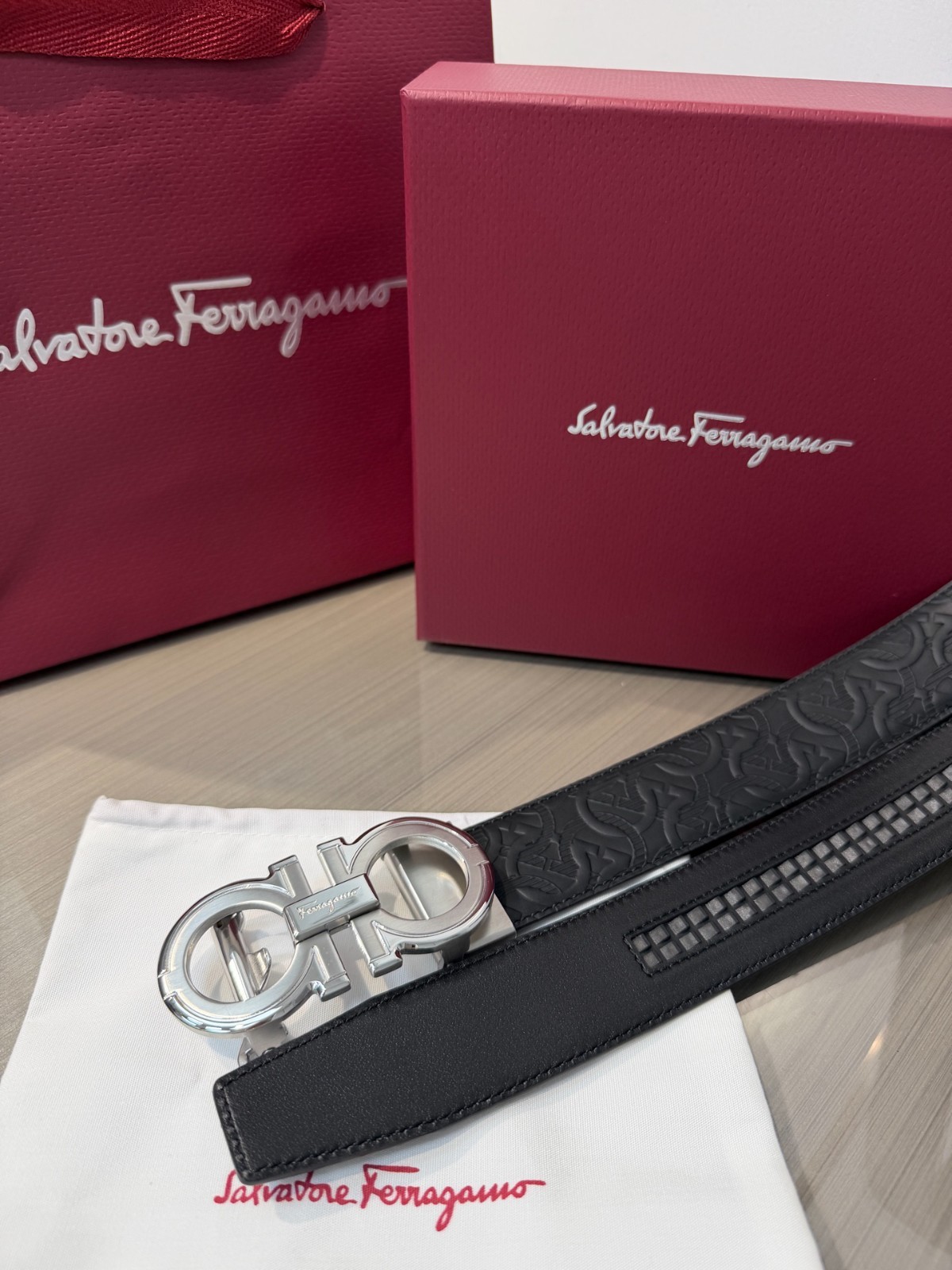 FERRAGAMO Black Gancini Monogram Leather Silver Buckle Belt Size 90 – 3,7 cm
