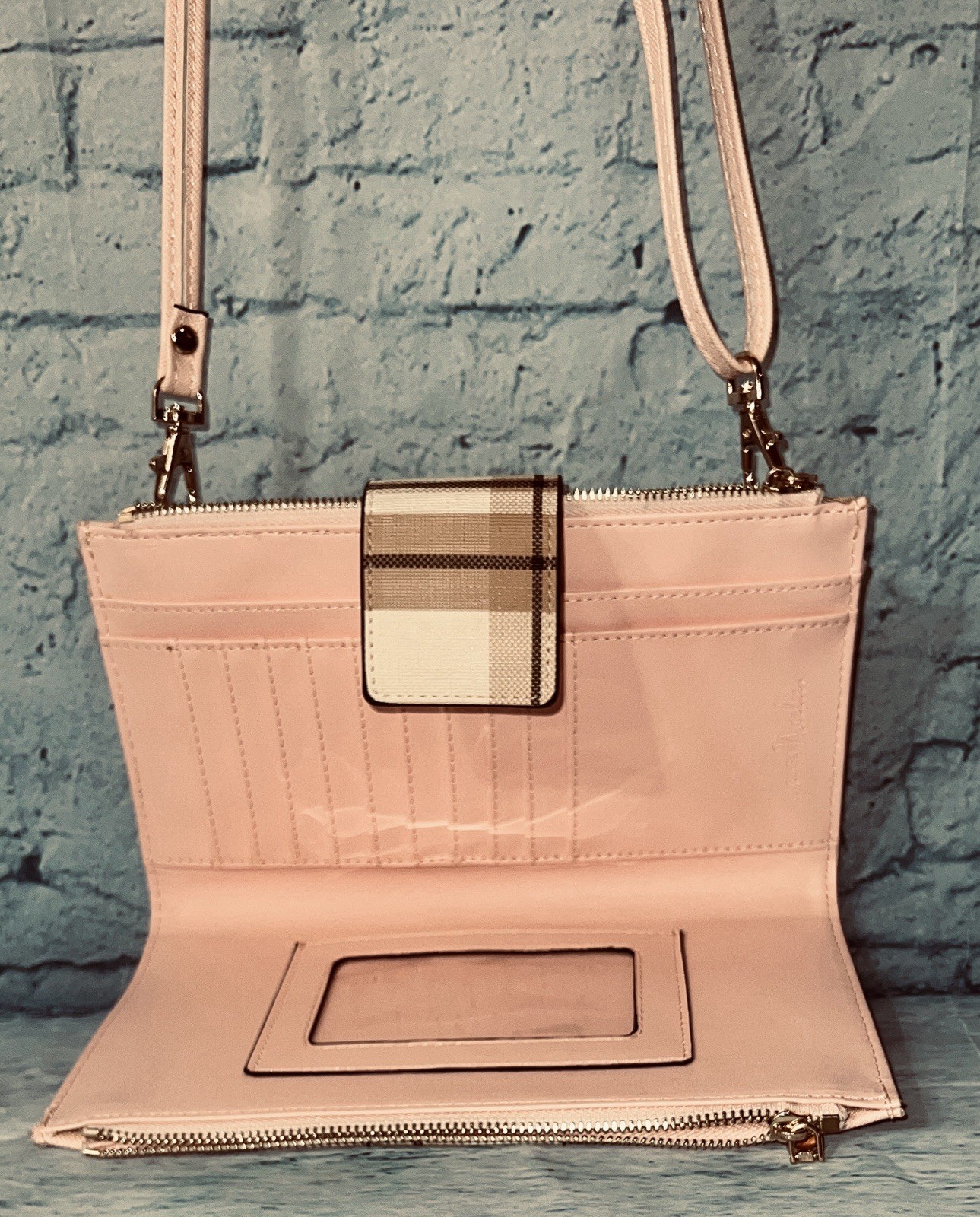 Simply Noelle Crossbody Organizer Wallet Purse Bag All Seasons 16 Pockets Pink