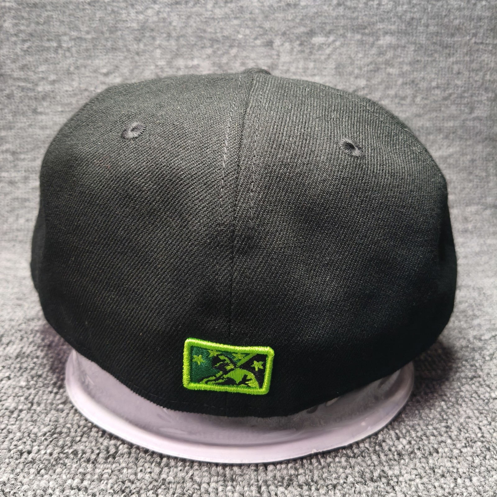 New Era Minor League 59FIFTY Fitted Black Size 7 Mascot Cap