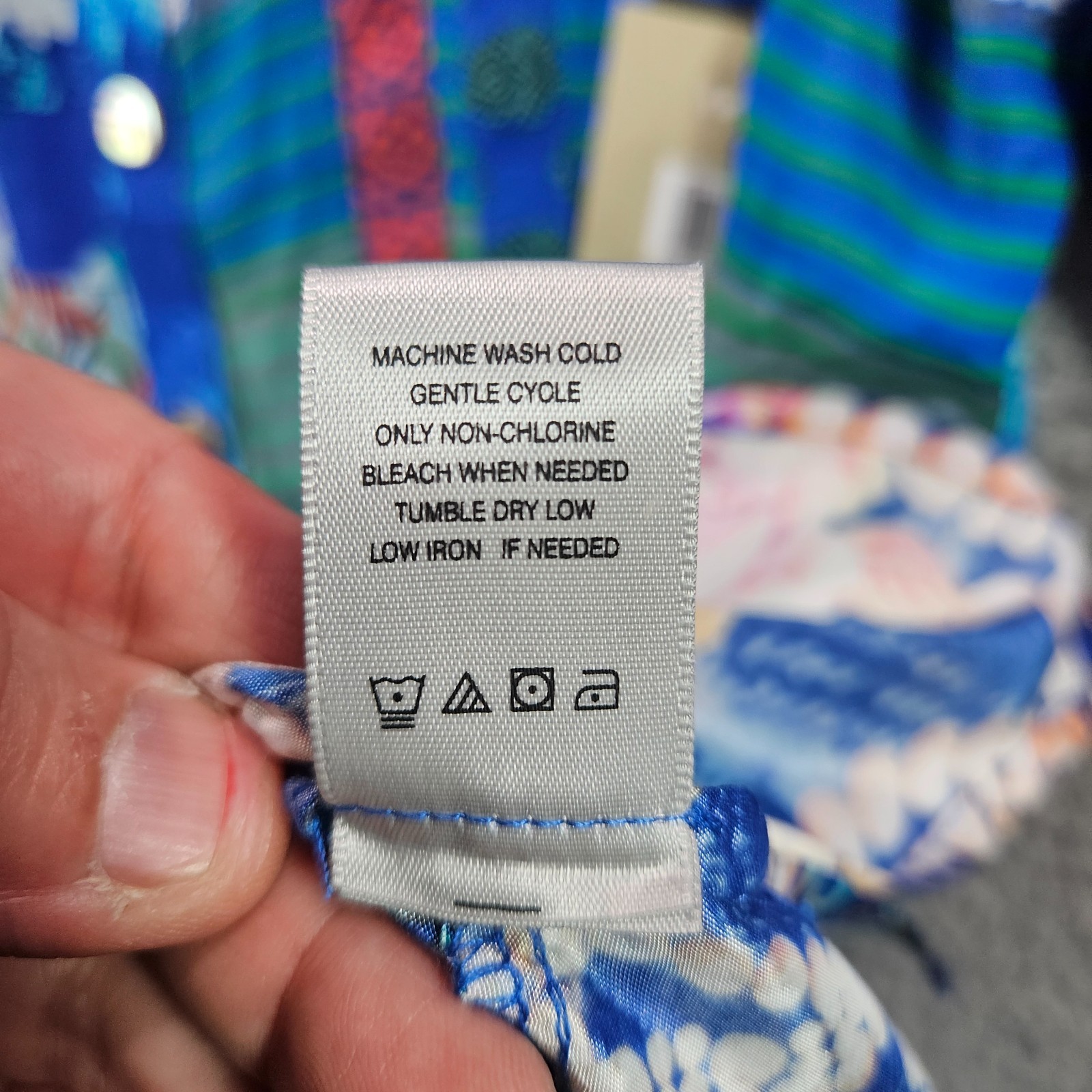 $119 NEW John Mark Shirt Top Women 1X Button Up Geometric Print Blue Tone
