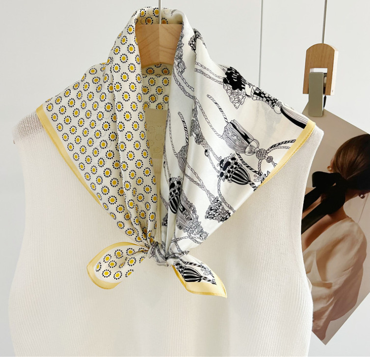100% Mulberry Silk Scarf Women 26” Square Neckerchief White chain Print Wrap