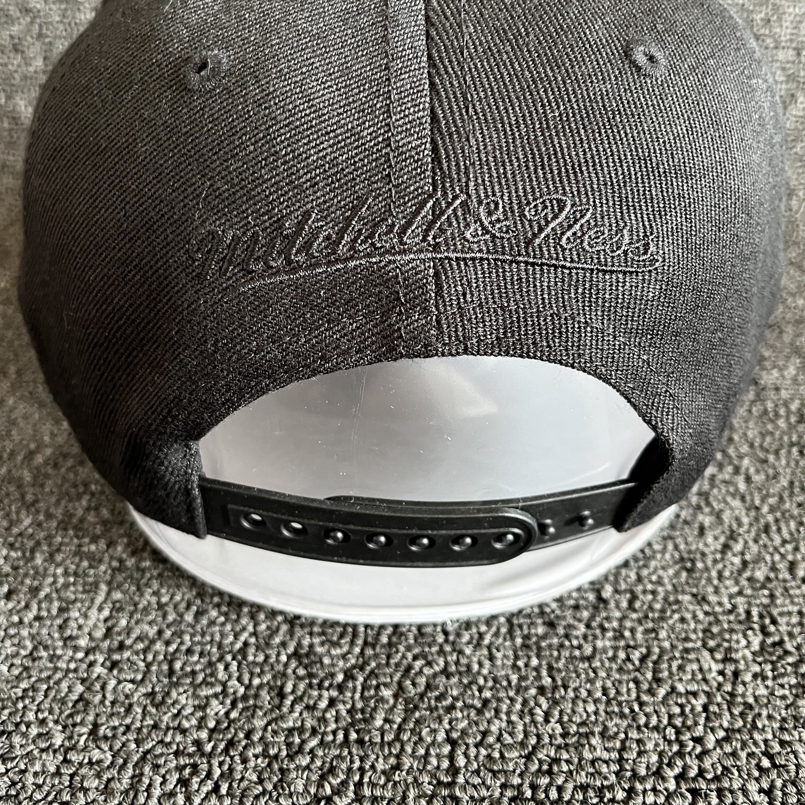 Mitchell & Ness Knicks Baseball Cap Snapback Charcoal Grey Flat Brim One Size NB