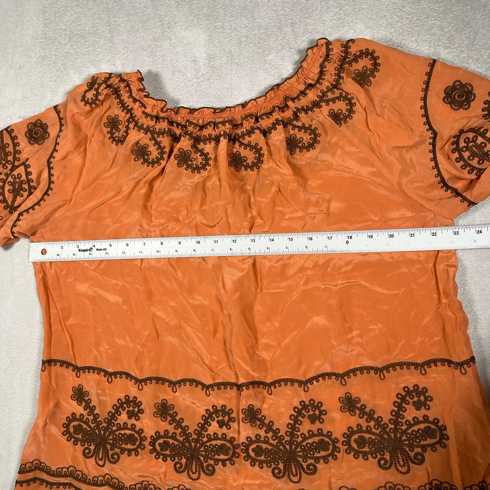NWT-Sundance Embroidered 100% Silk Short Sleeve Blouse Women Large Top