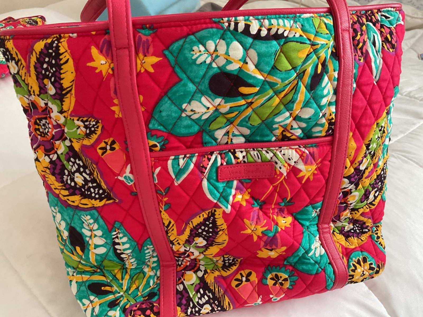 Vera Bradley Small Trimmed Vera Tote Bag Rumba Red Floral 14″ x 11″