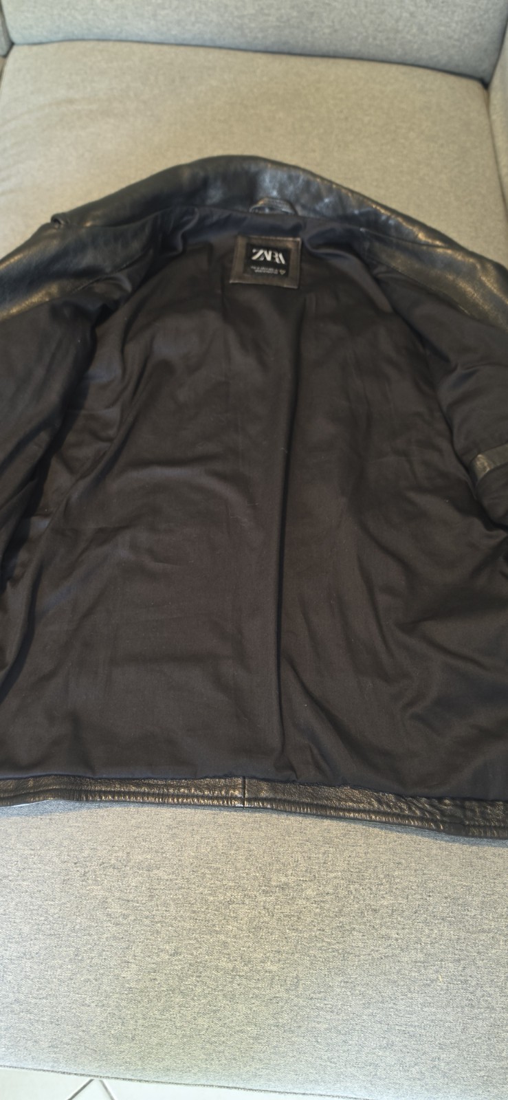 ZARA Men’s Black Biker Jacket Leather Size M Full Zip Button Pockets Short
