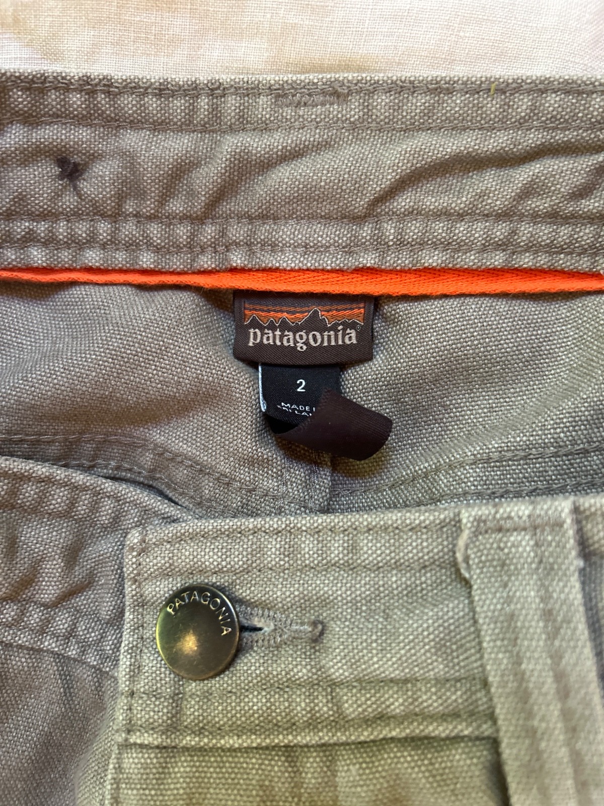 patagonia Women’s All Seasons Double Knee Work Pants – Regular sz 2