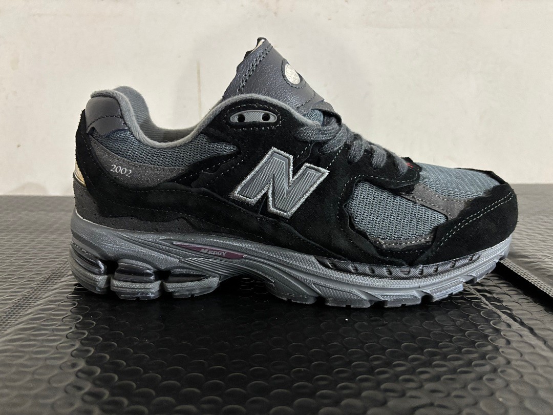 New Balance 2002R Protection Pack – Phantom M2002RDB Men Size