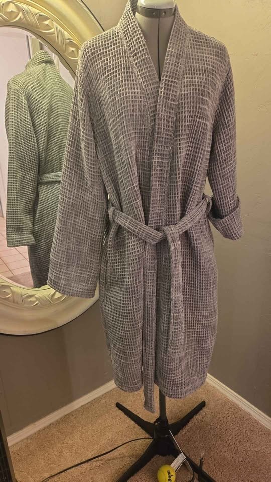 Parachute Waffle Robe Charcoal Gray 100% Turkish Cotton Loungewear Large Unisex