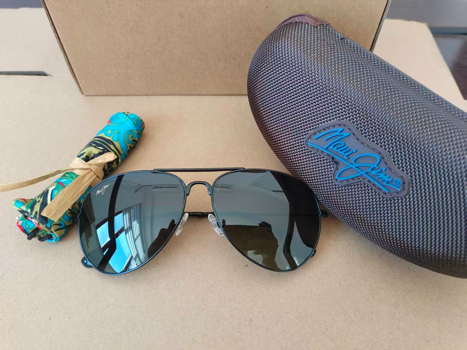 Authentic Maui Jim Cliff House Fishing Driving UV400 Men’s Polarized Sunglasses