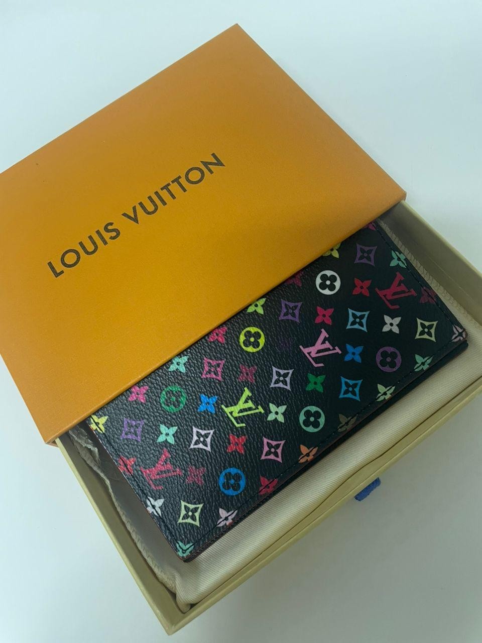 Louis Vuitton x Murakami Takashi Passport Cover Multicolor Couverture W/Box