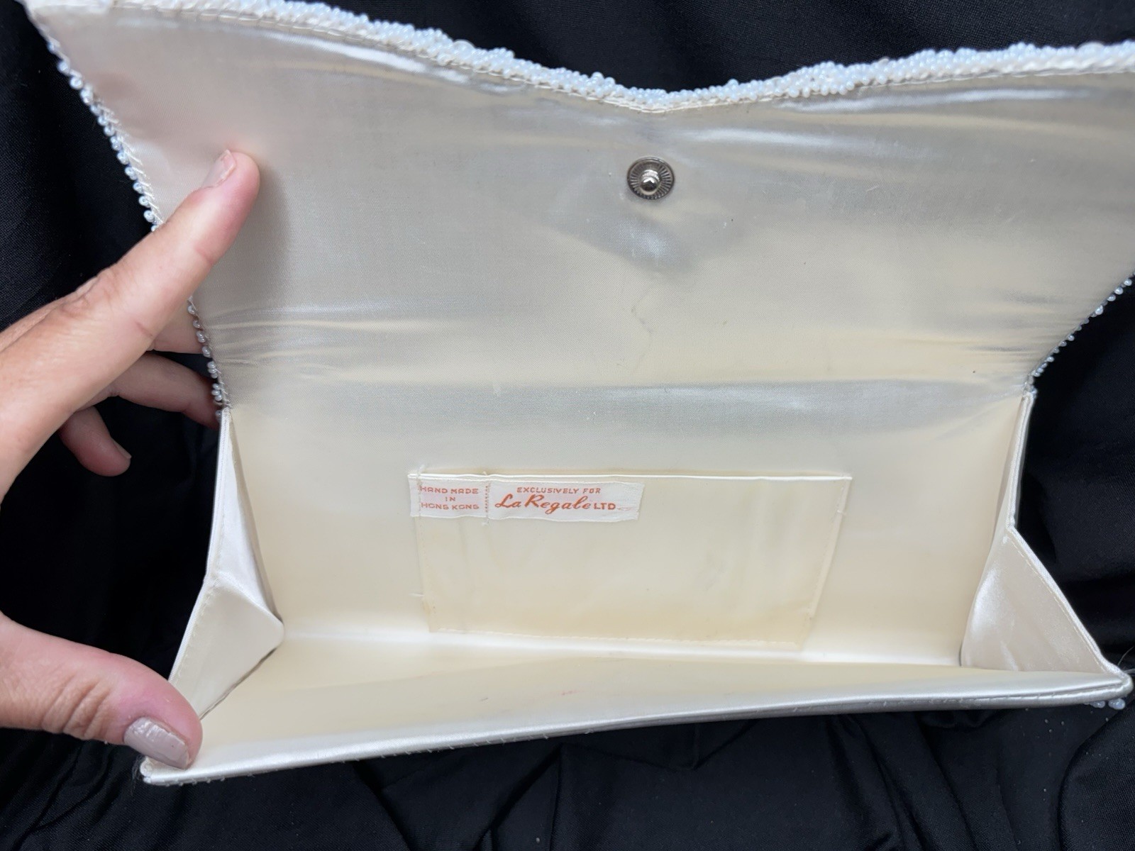 Vintage La Regale Ltd Hand Beaded Ivory Clutch Hong Kong Wedding Evening Bag