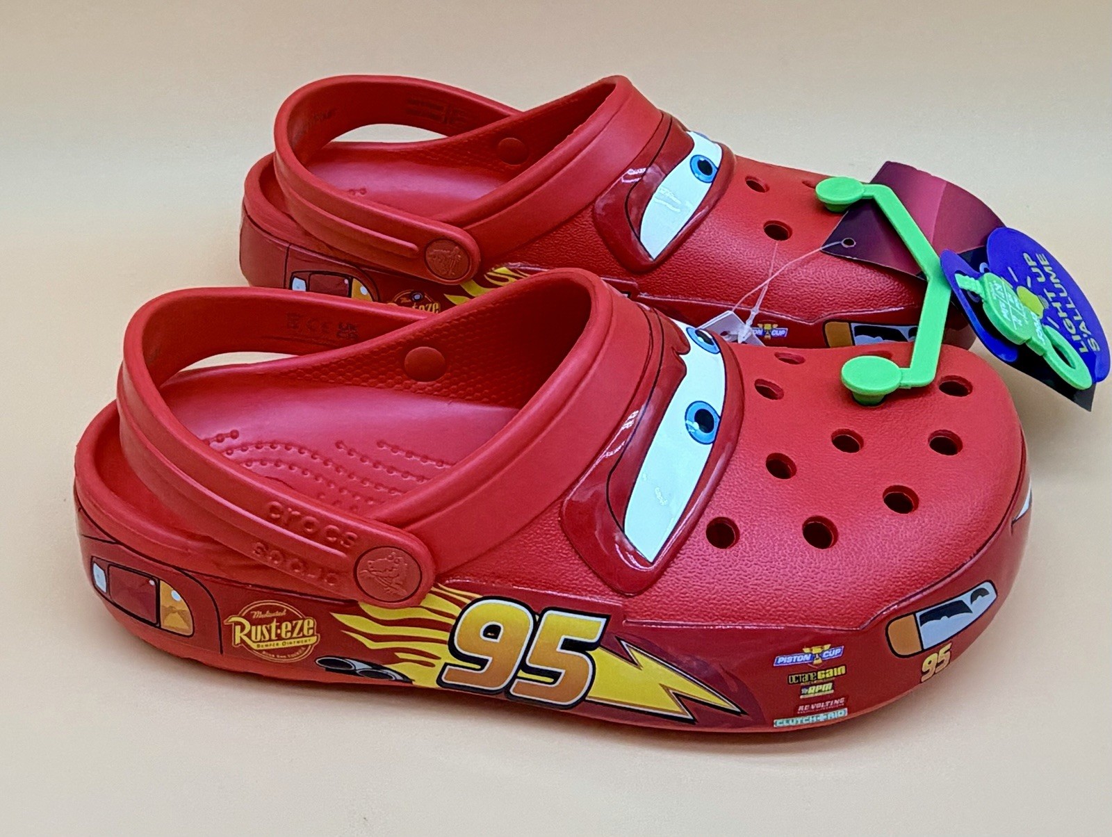 Disney Pixar Cars Light Up Lightning McQueen Crocs New Size Men 4 Women 6 US